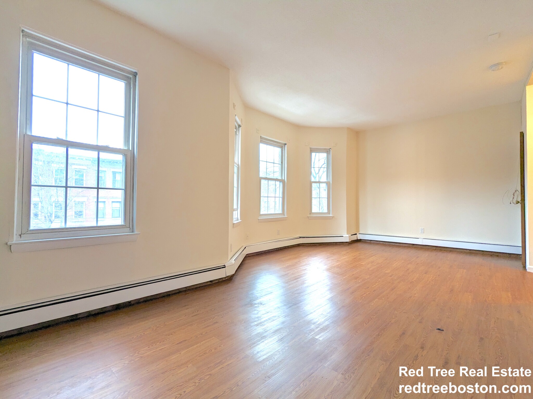 62 South Huntington Ave, Jamaica Plain