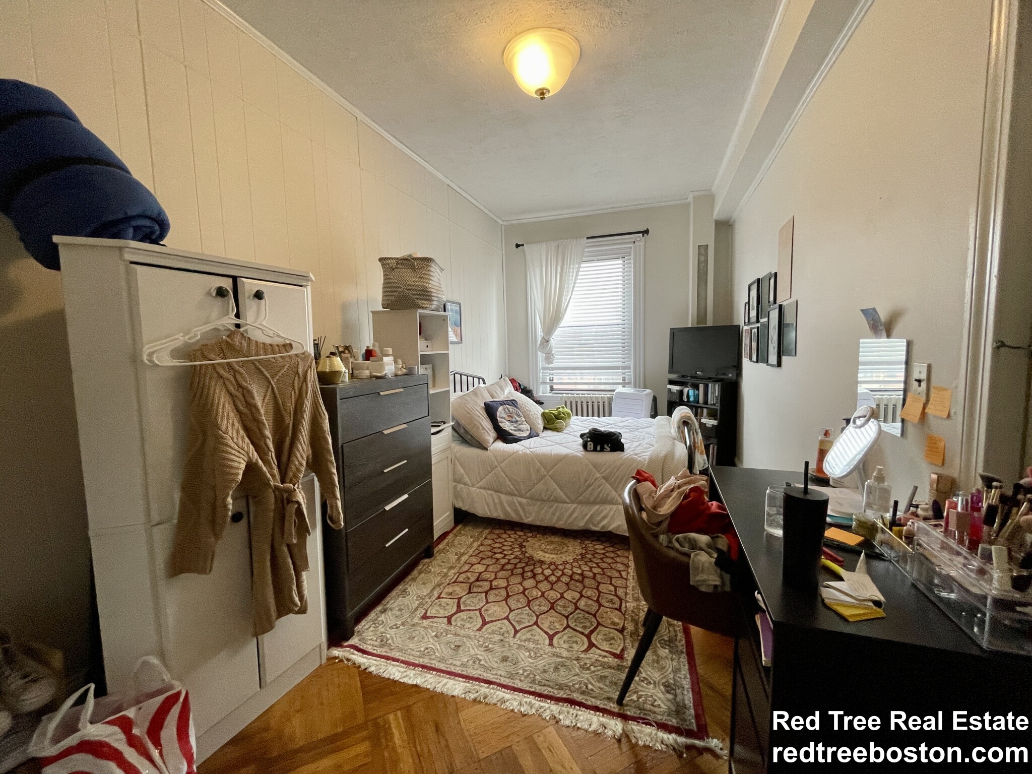 914 Beacon St, Fenway