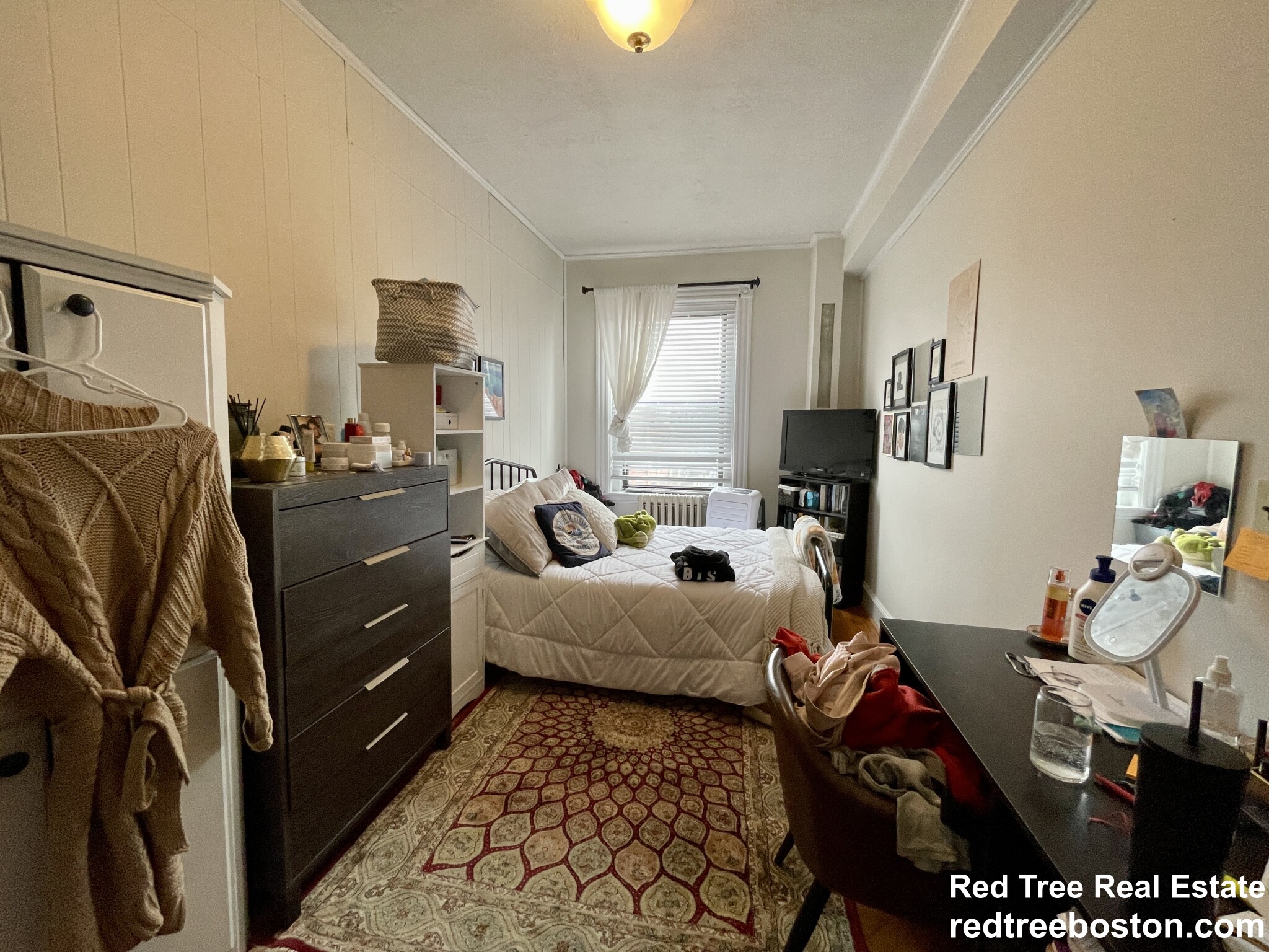 914 Beacon St, Fenway