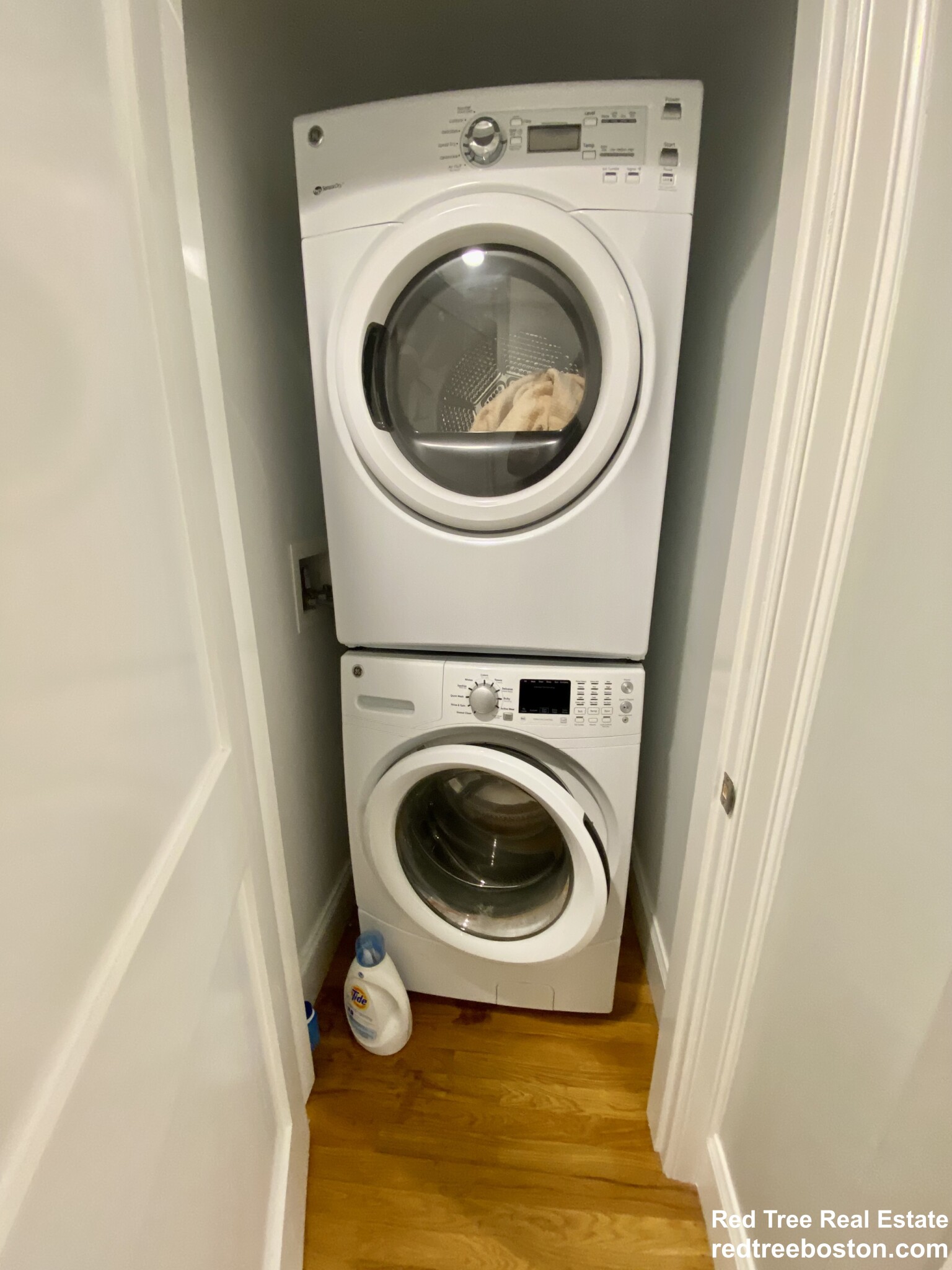 405 South Huntington Ave, Jamaica Plain