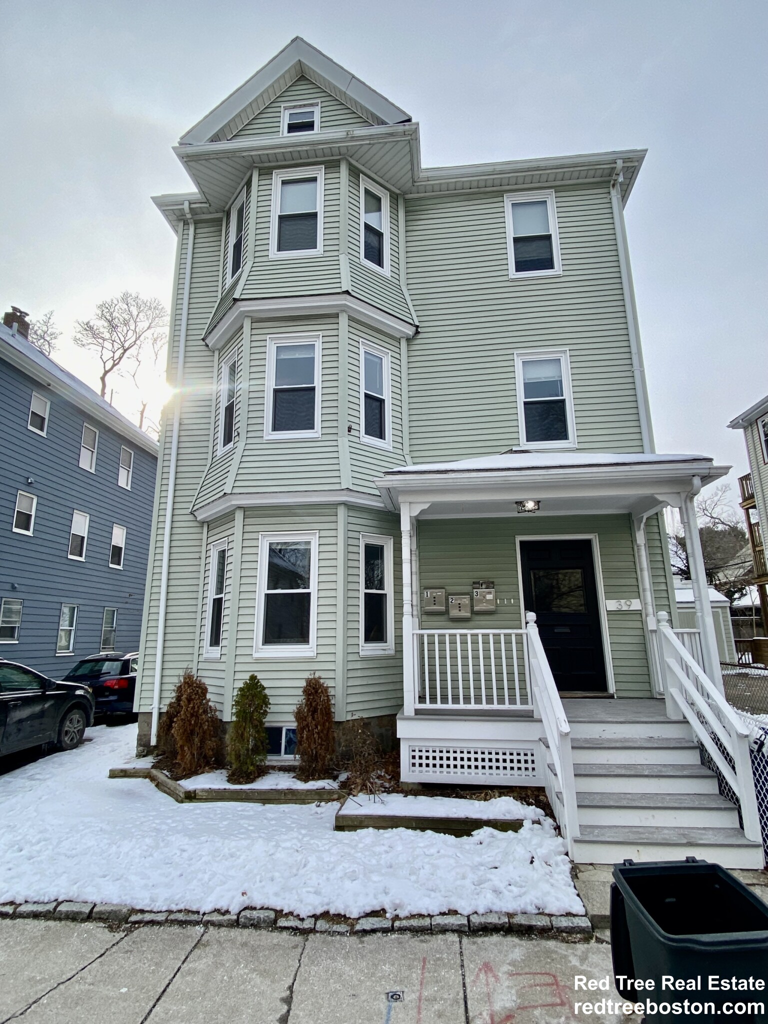 39 Goldsmith St, Jamaica Plain