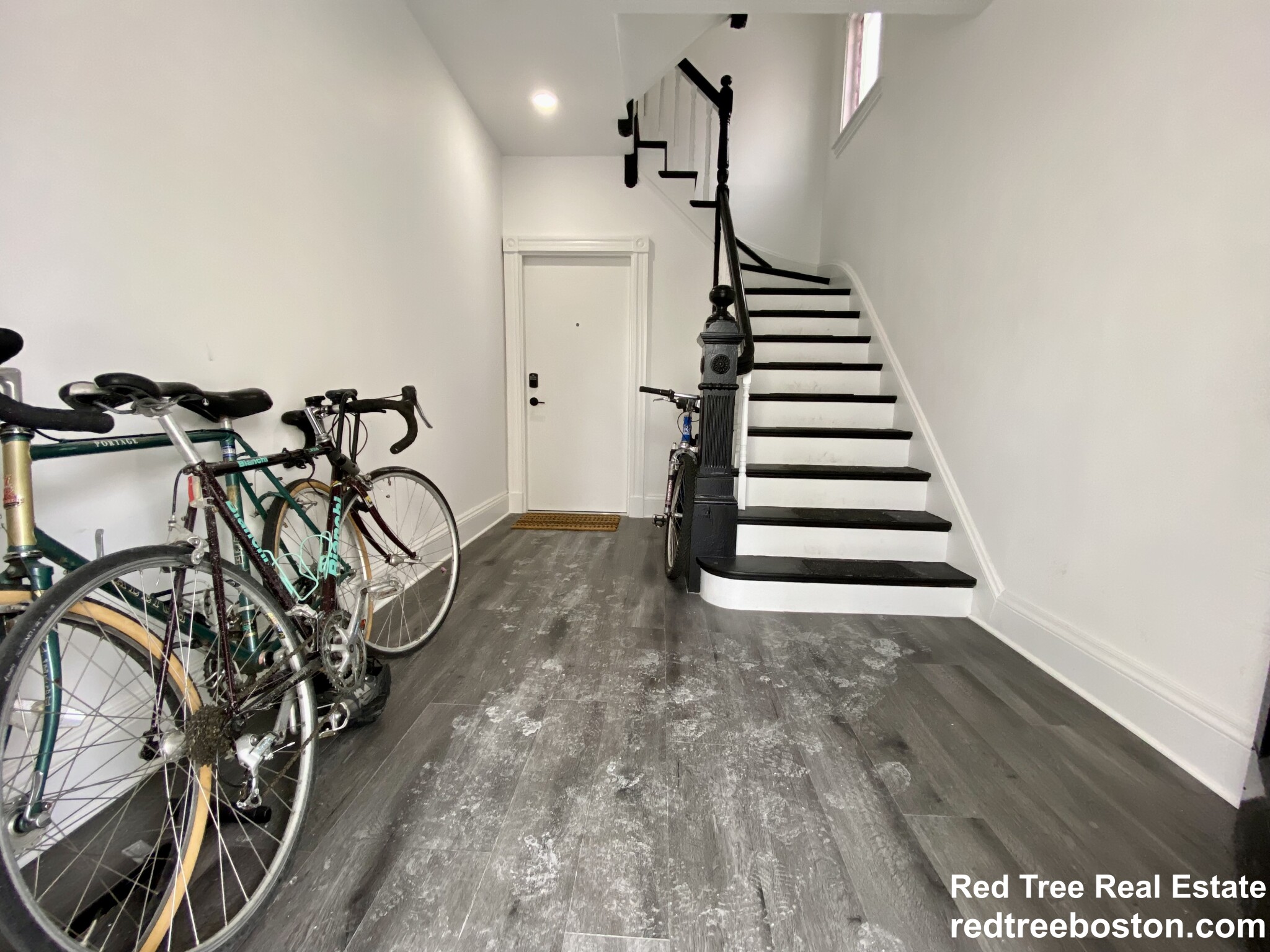 39 Goldsmith St, Jamaica Plain