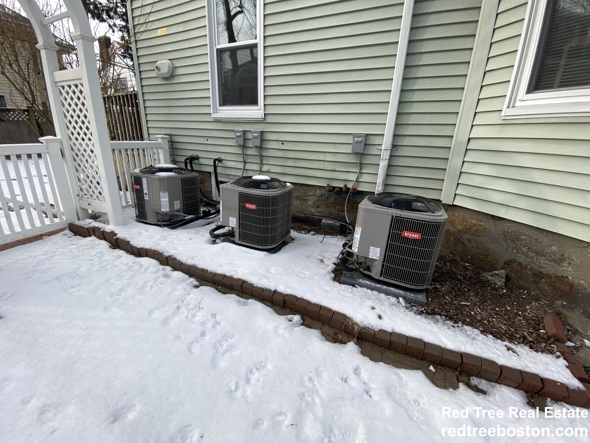 39 Goldsmith St, Jamaica Plain