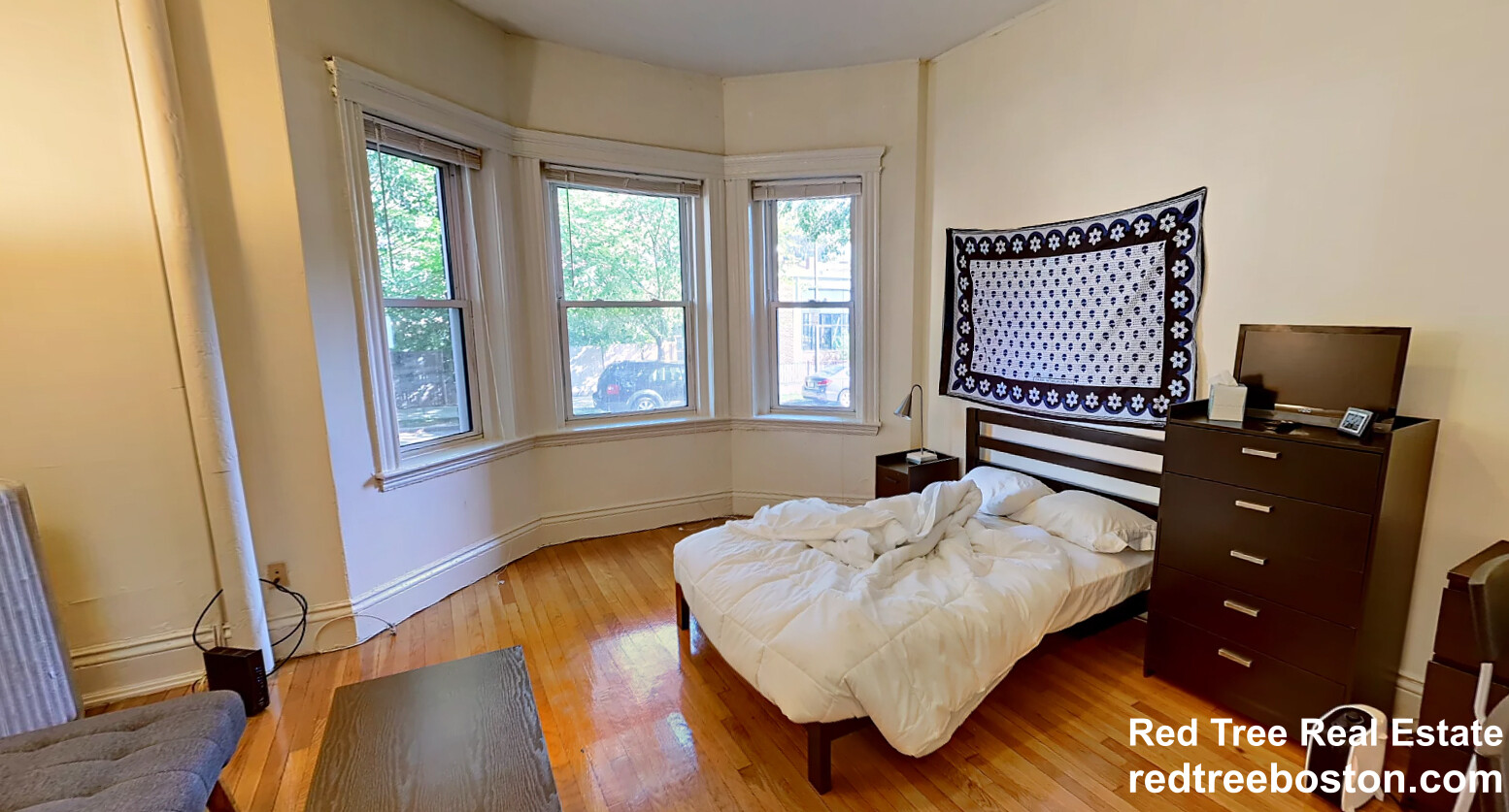 98 Queensberry St, Fenway