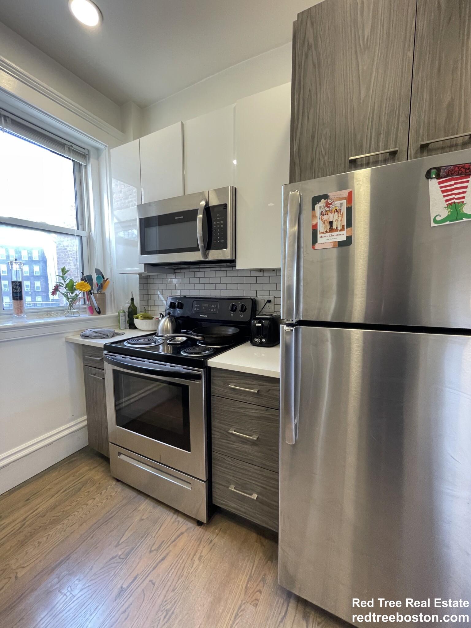 102 Queensberry St, Fenway