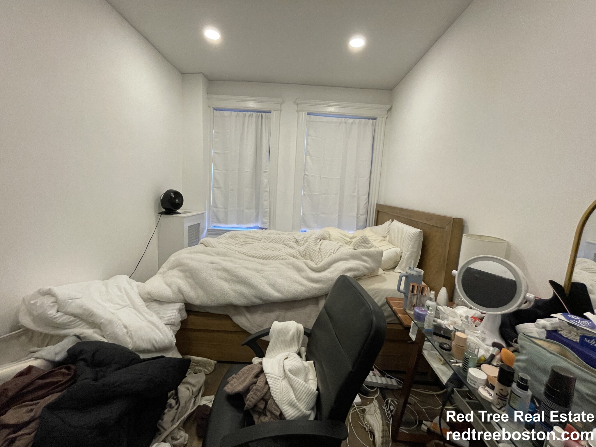 102 Queensberry St, Fenway