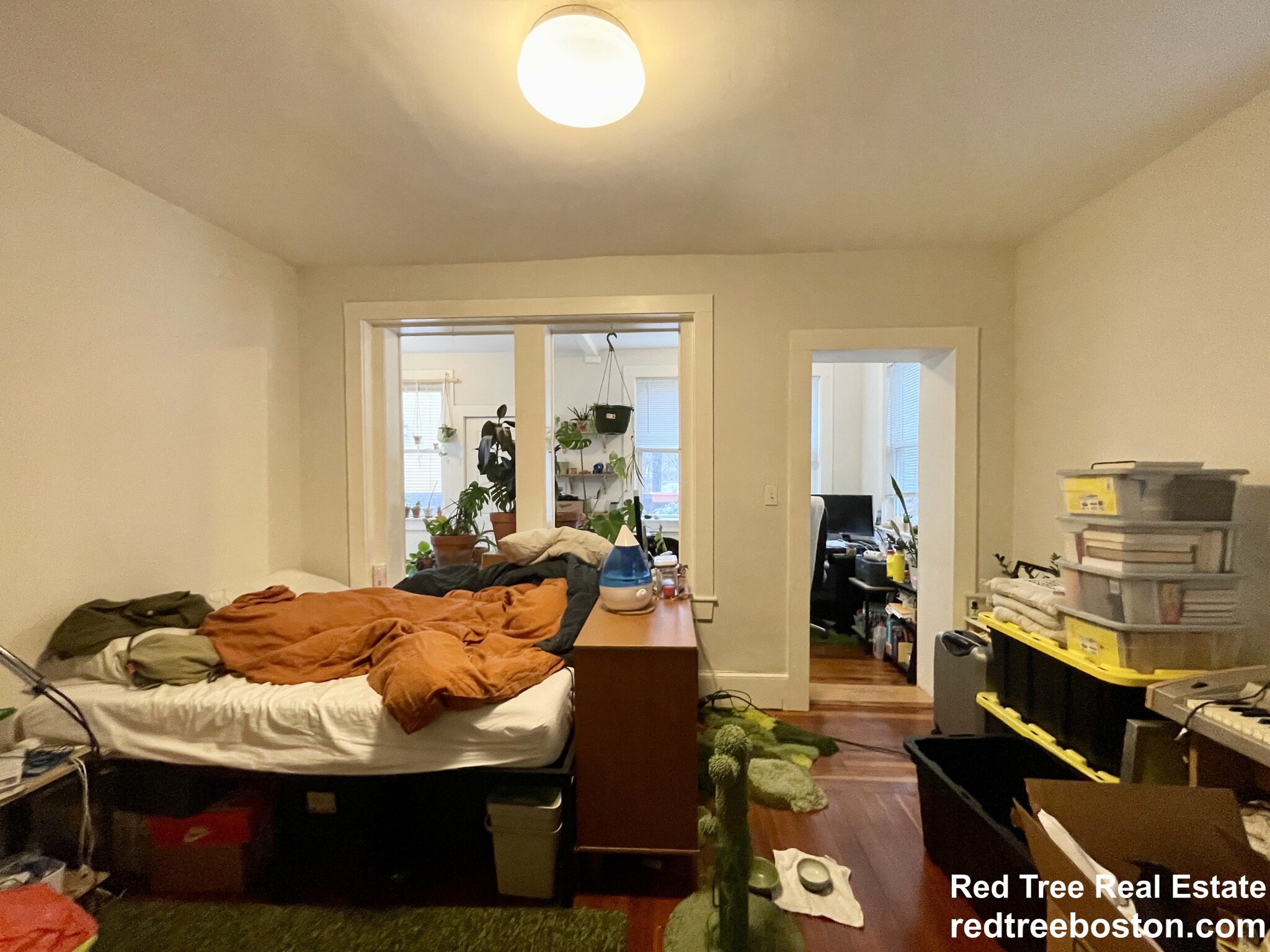 5 Riverside Rd, Cambridgeport