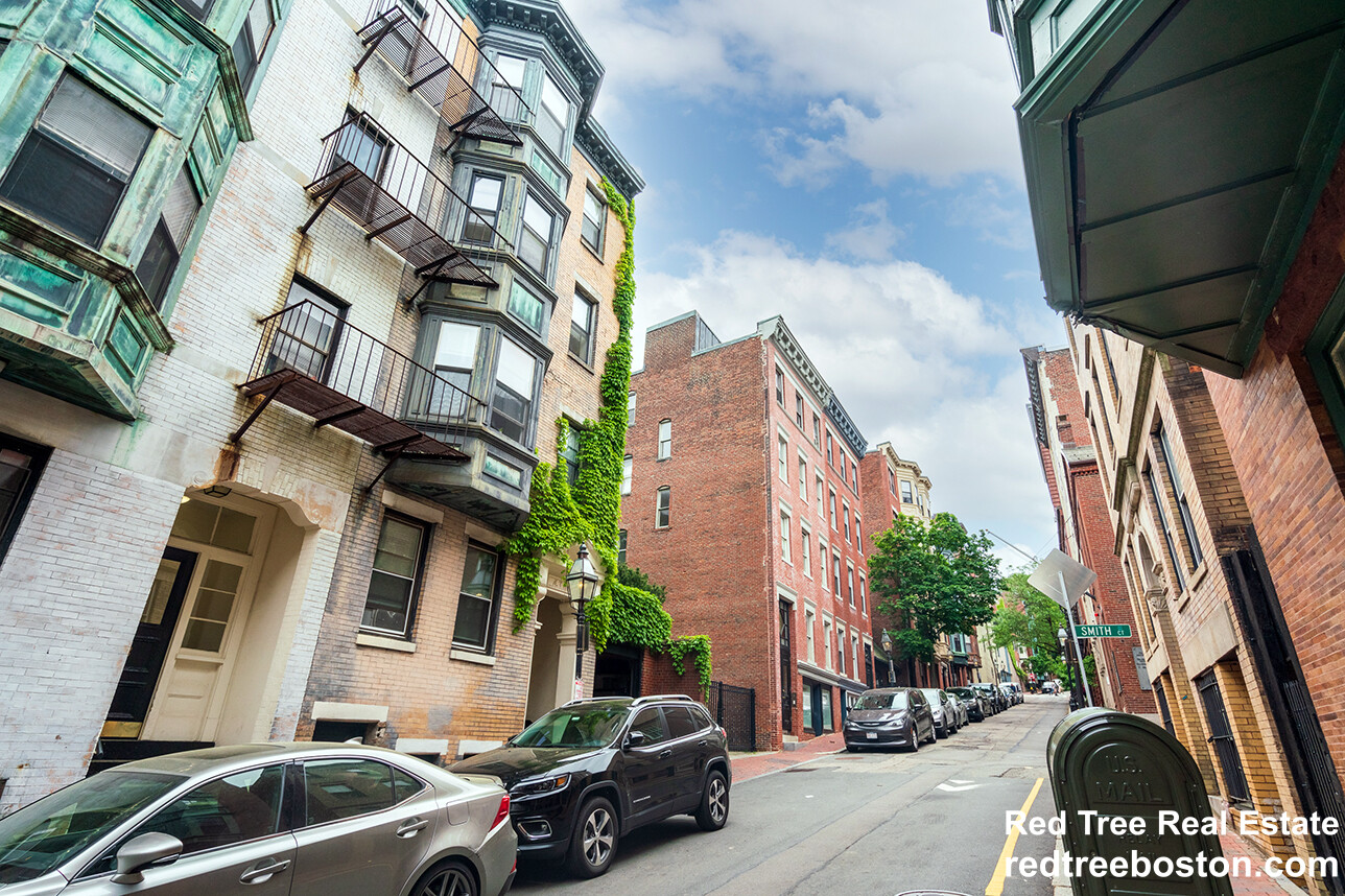 53 Joy St, Beacon Hill