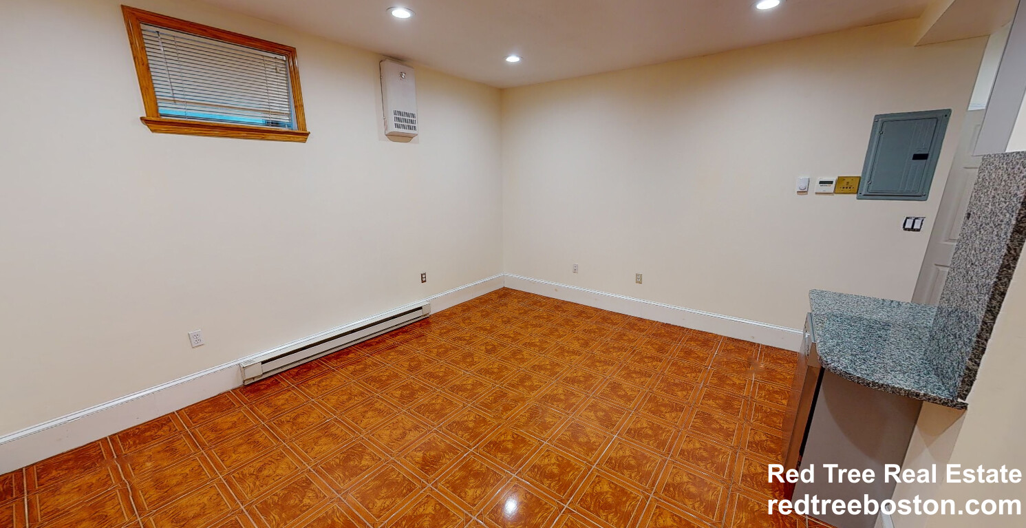 69 Babcock St, North Brookline