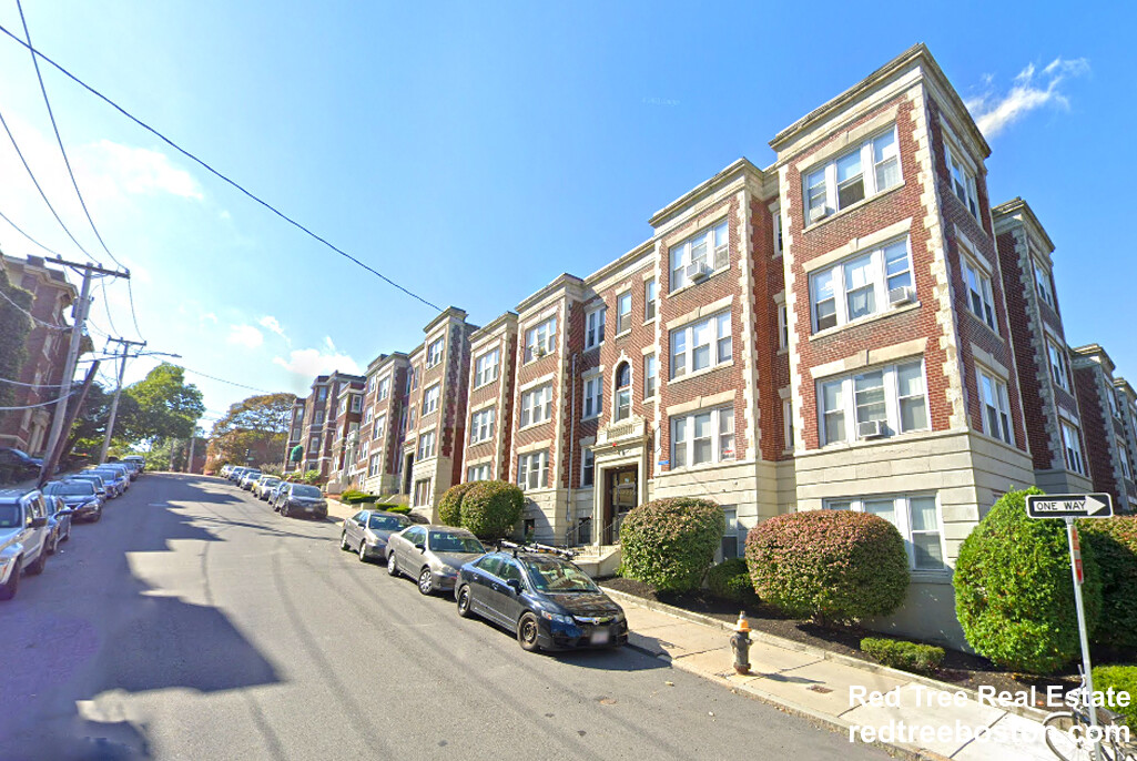 99 Brainerd Rd, Allston