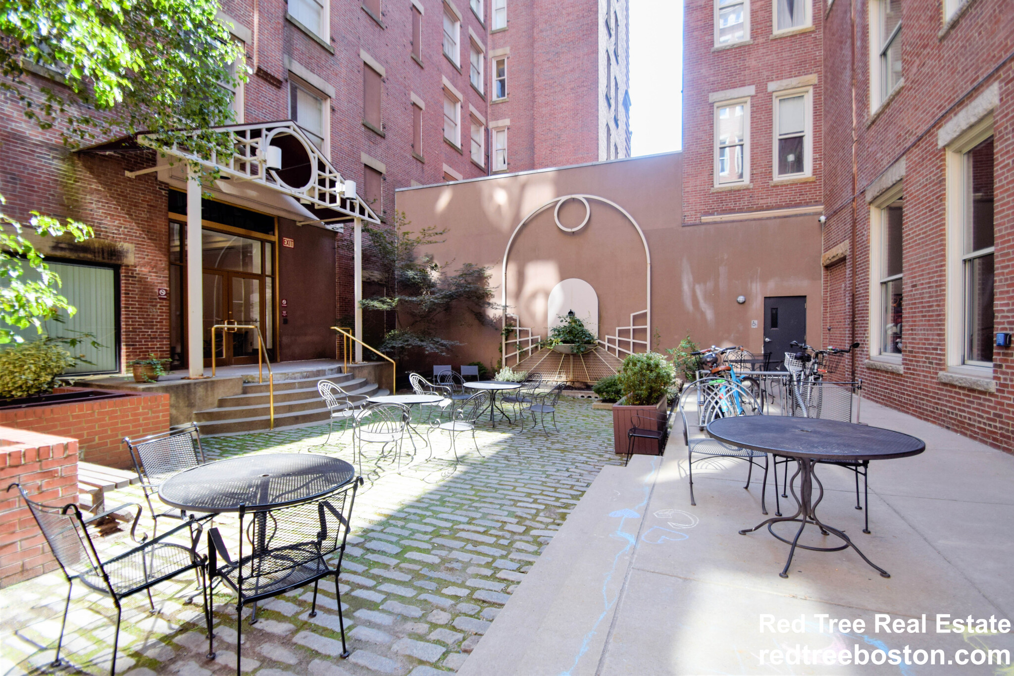 181 Essex St, Downtown