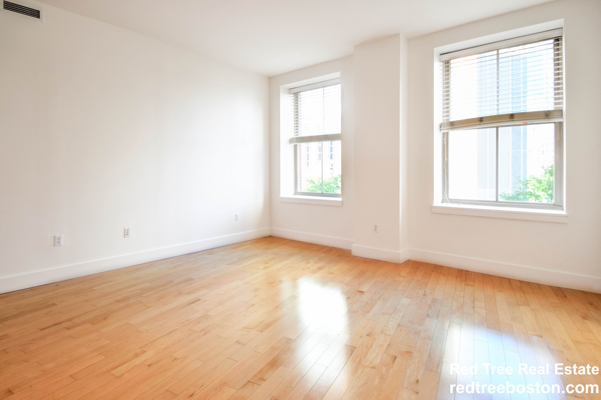 181 Essex St, Downtown