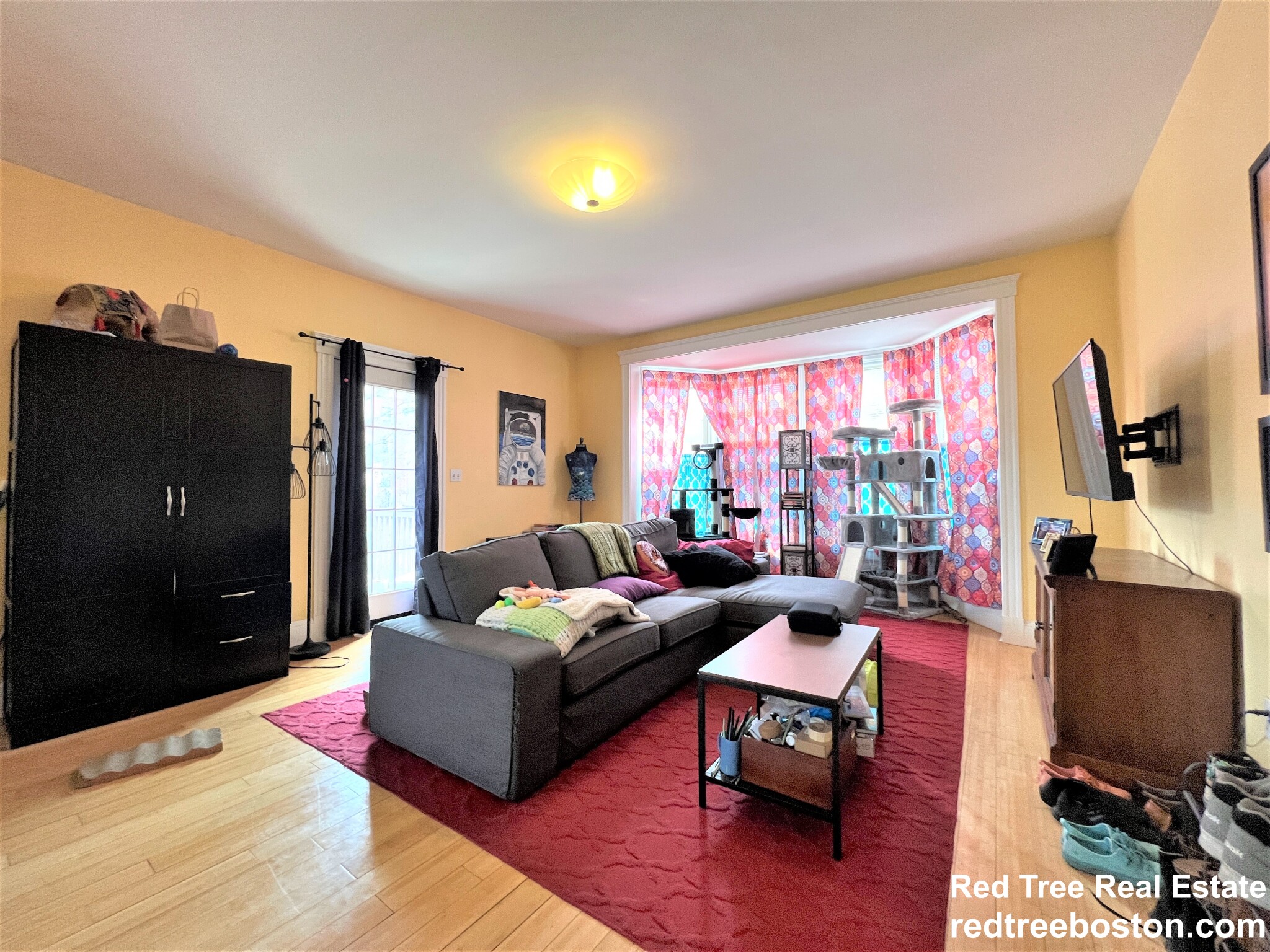 13 Centre St, Roxbury