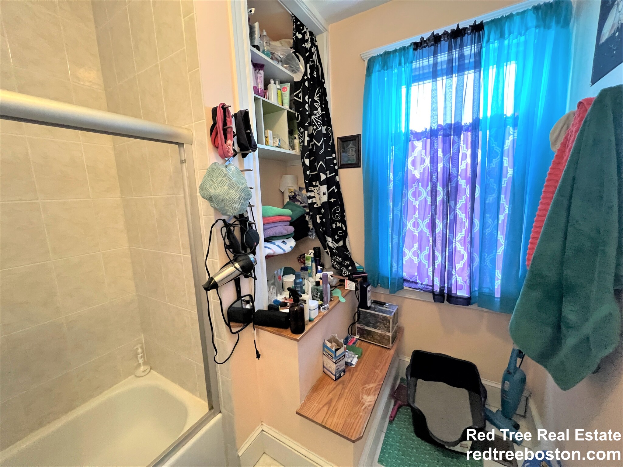 13 Centre St, Roxbury