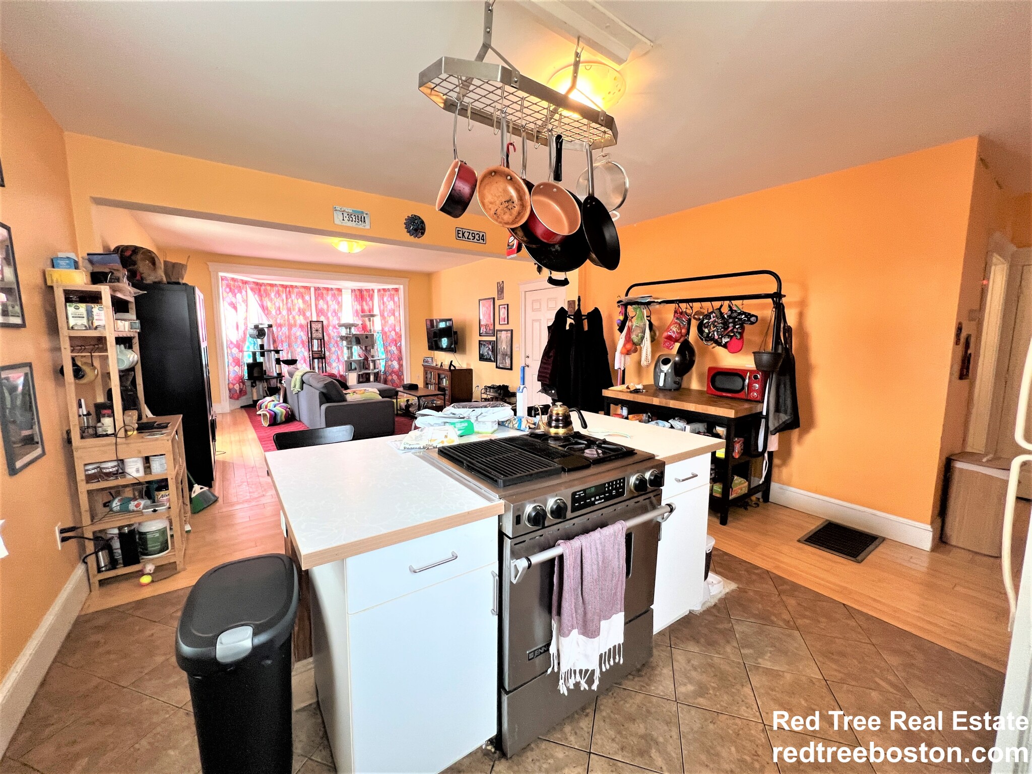 13 Centre St, Roxbury