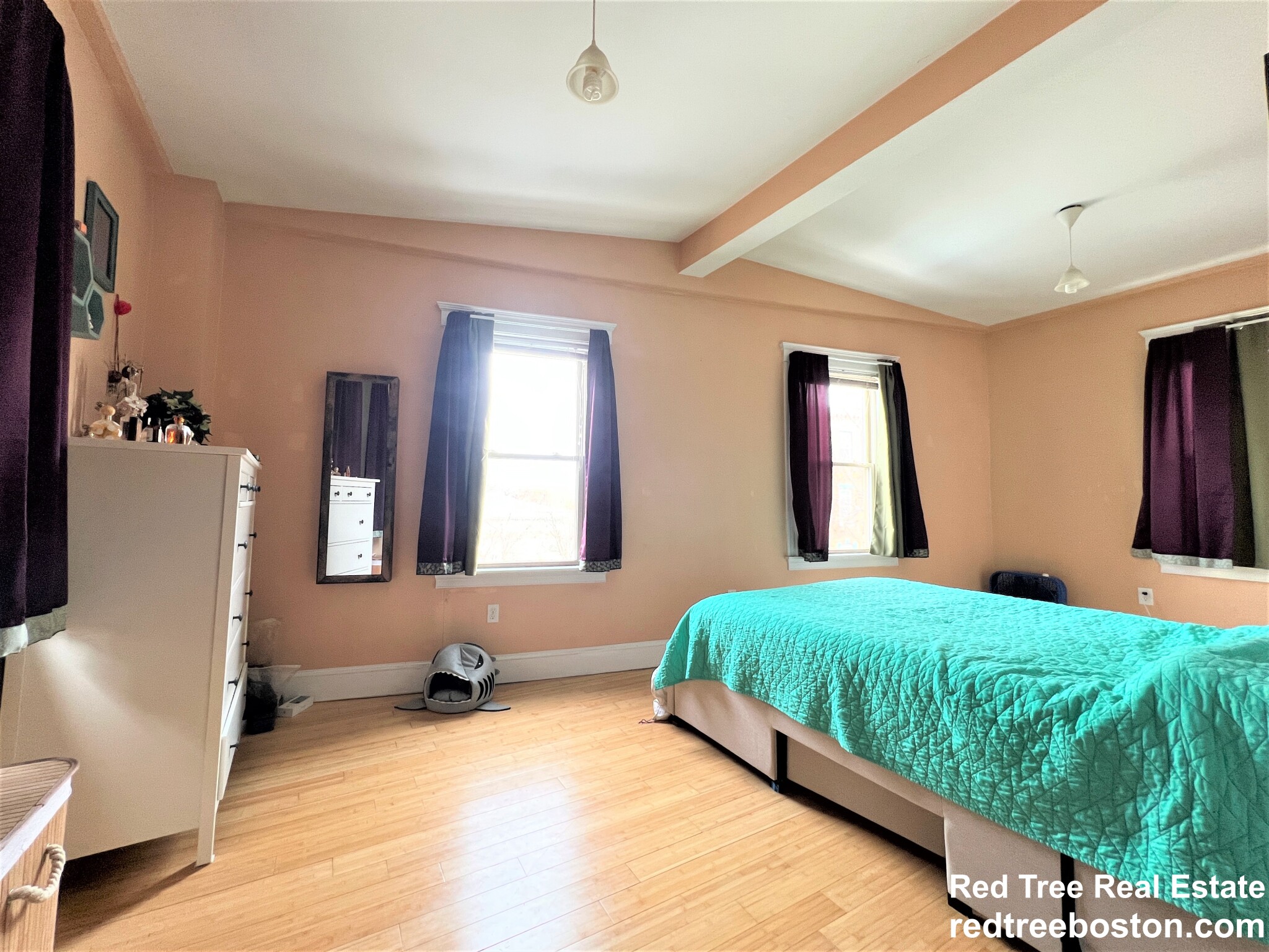 13 Centre St, Roxbury