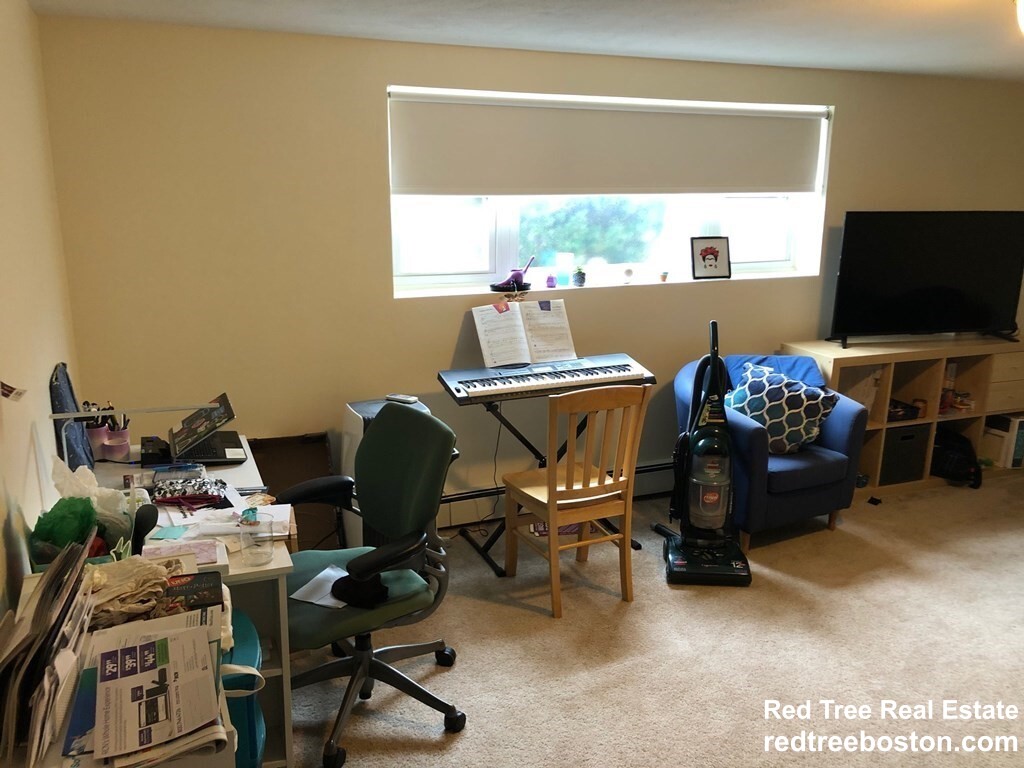 16 Westford St, Allston