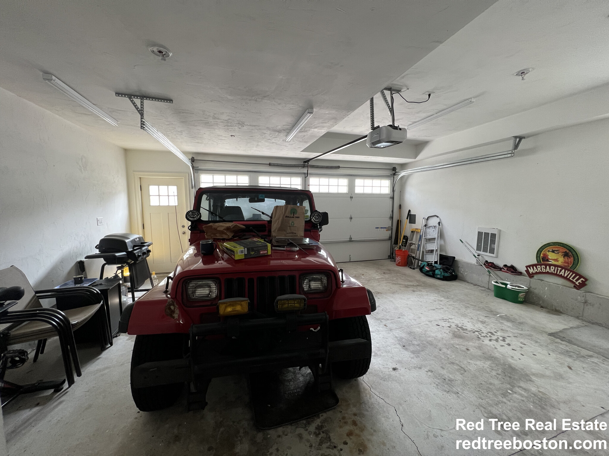 122 Tremont St, Brighton