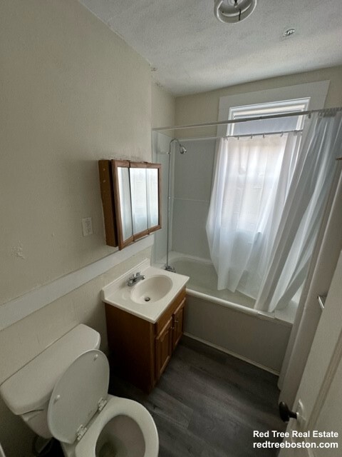 1179 Boylston St, Fenway