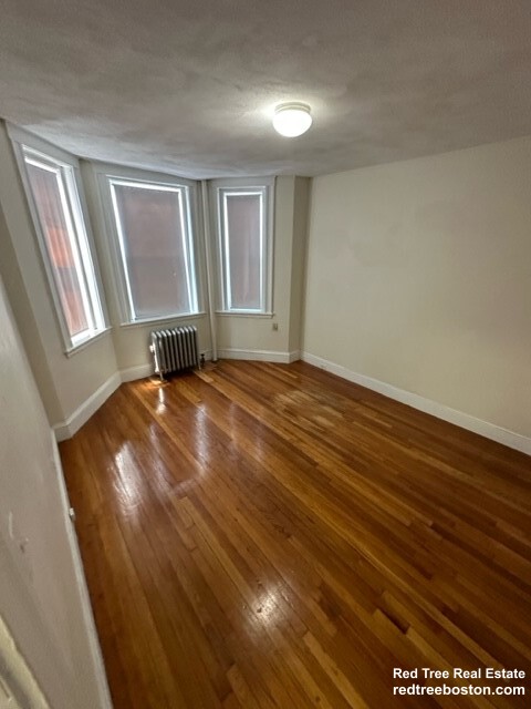 1179 Boylston St, Fenway