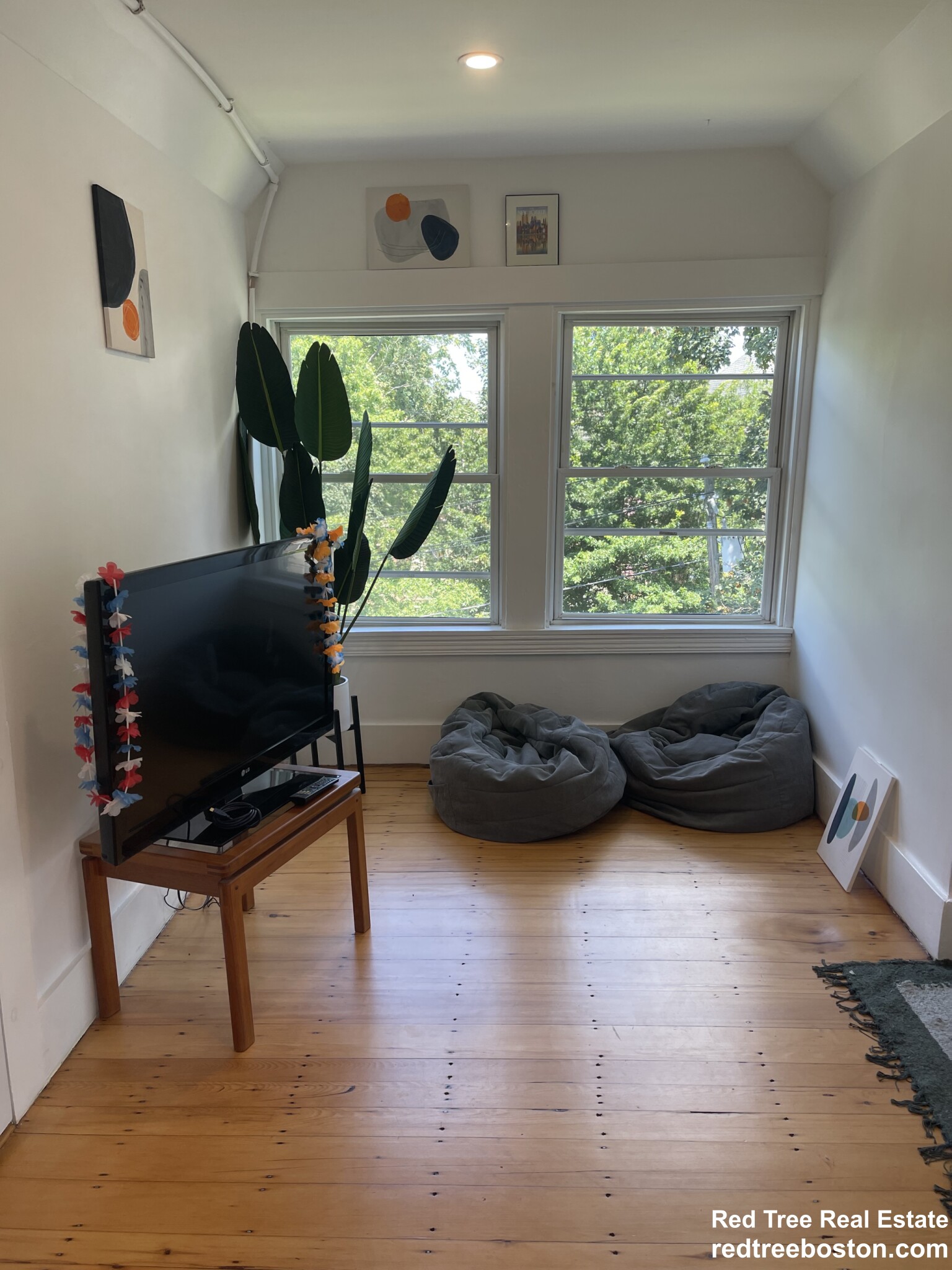 41 Elmore St, Roxbury