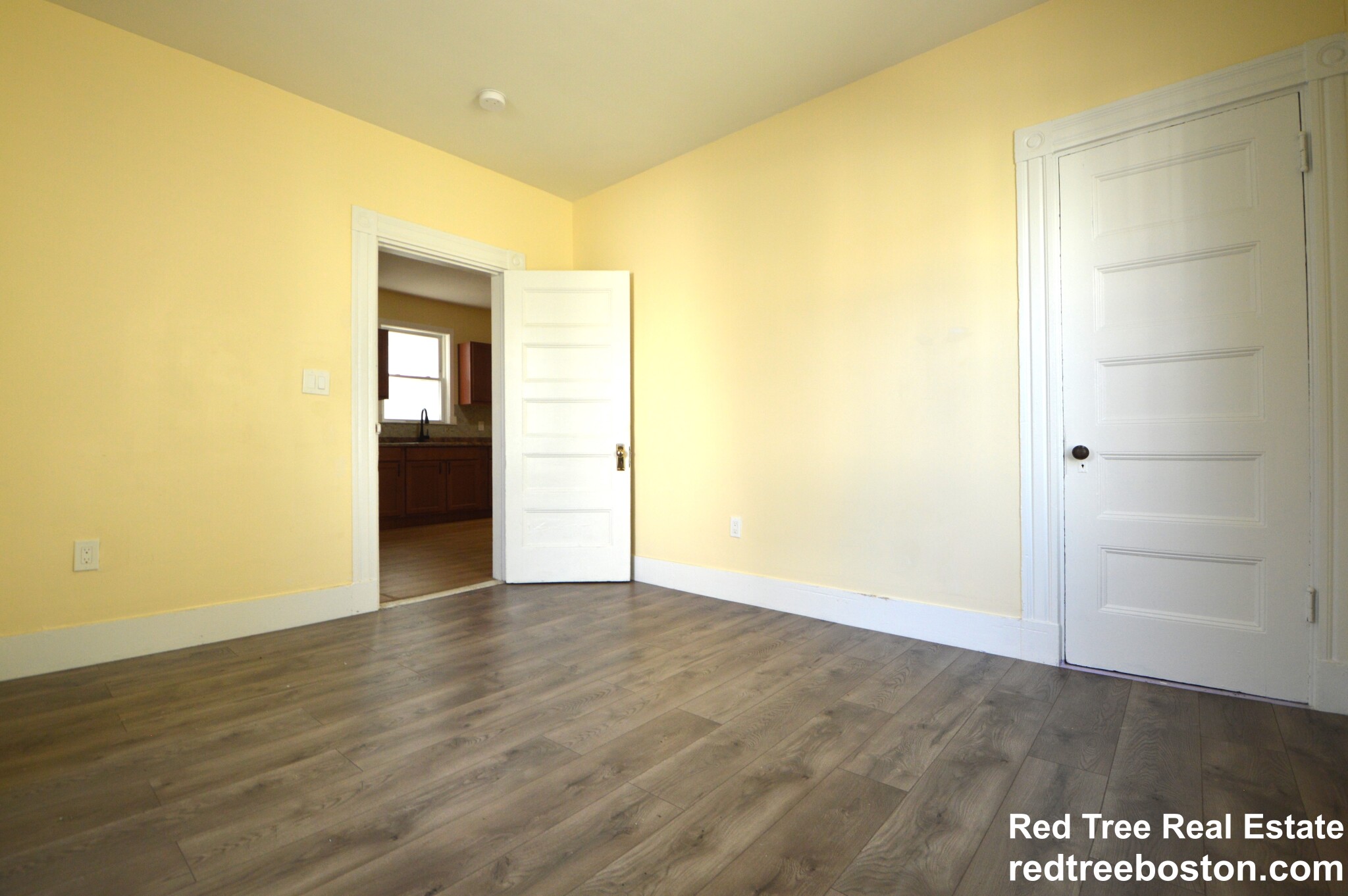 24 Weld Hill St, Jamaica Plain