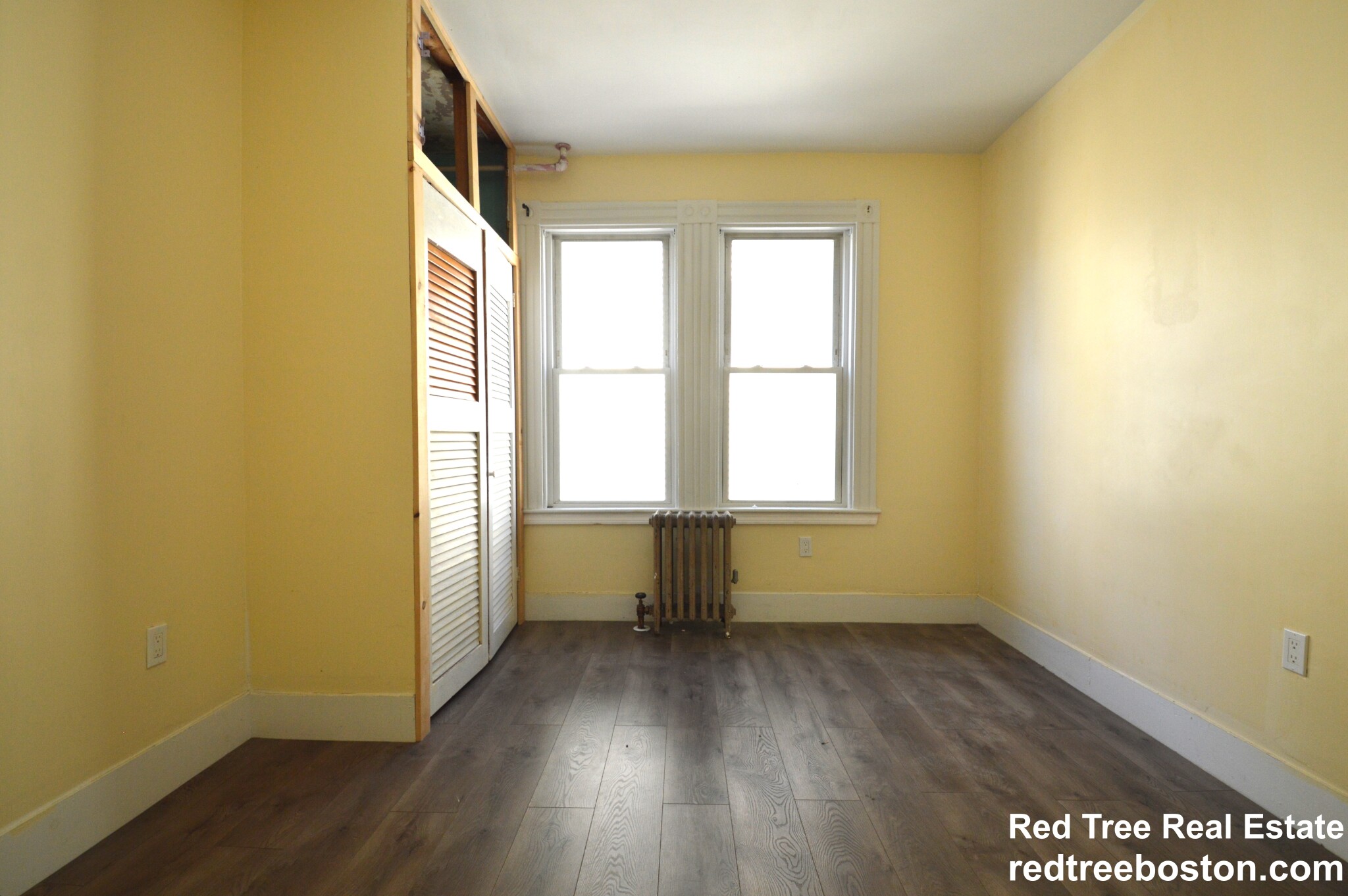 24 Weld Hill St, Jamaica Plain