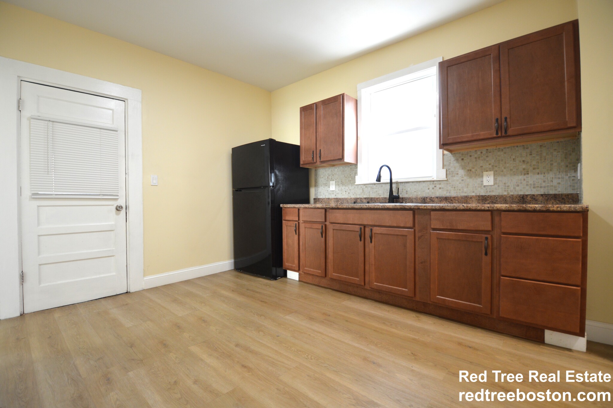 24 Weld Hill St, Jamaica Plain