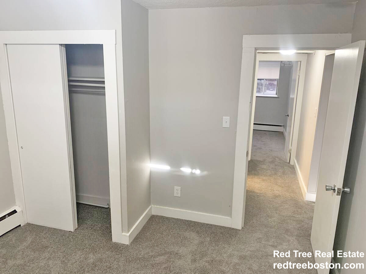 1683 Commonwealth Ave, Brighton