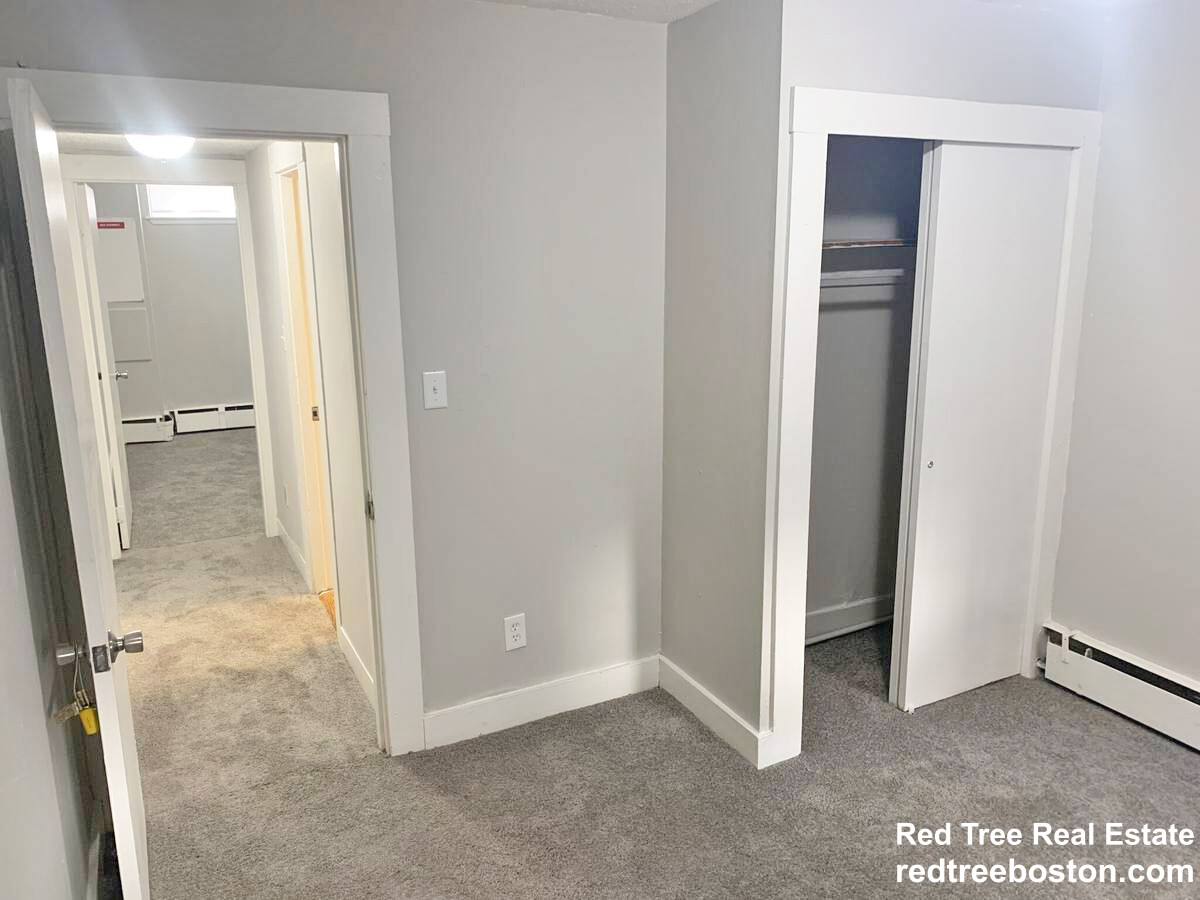 1683 Commonwealth Ave, Brighton