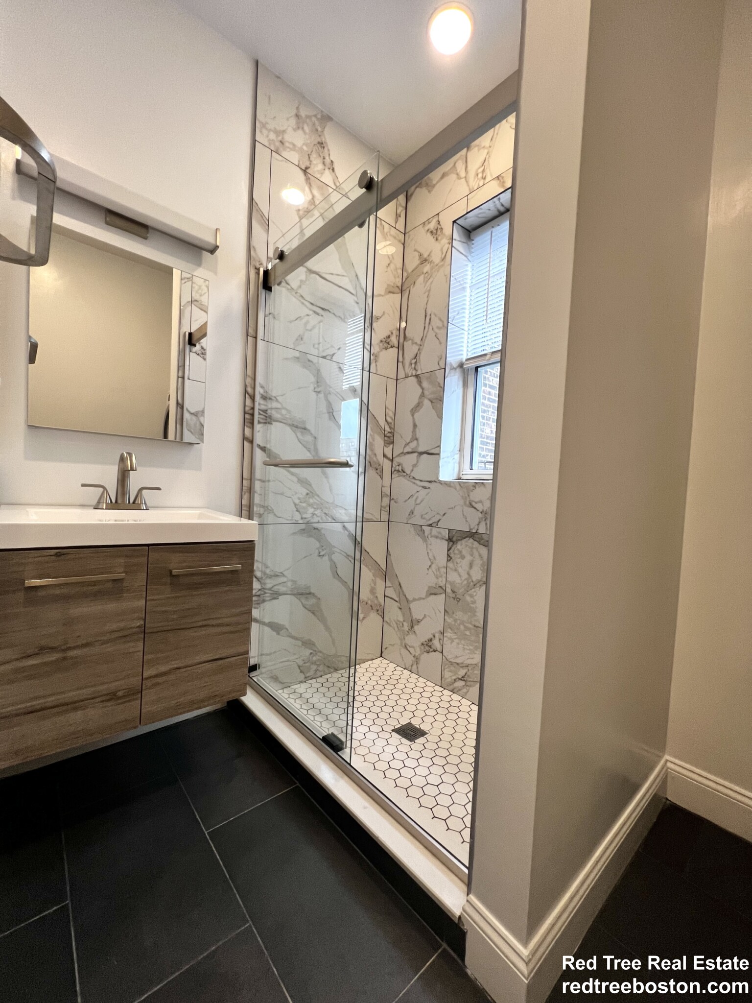 120 Peterborough St, Fenway