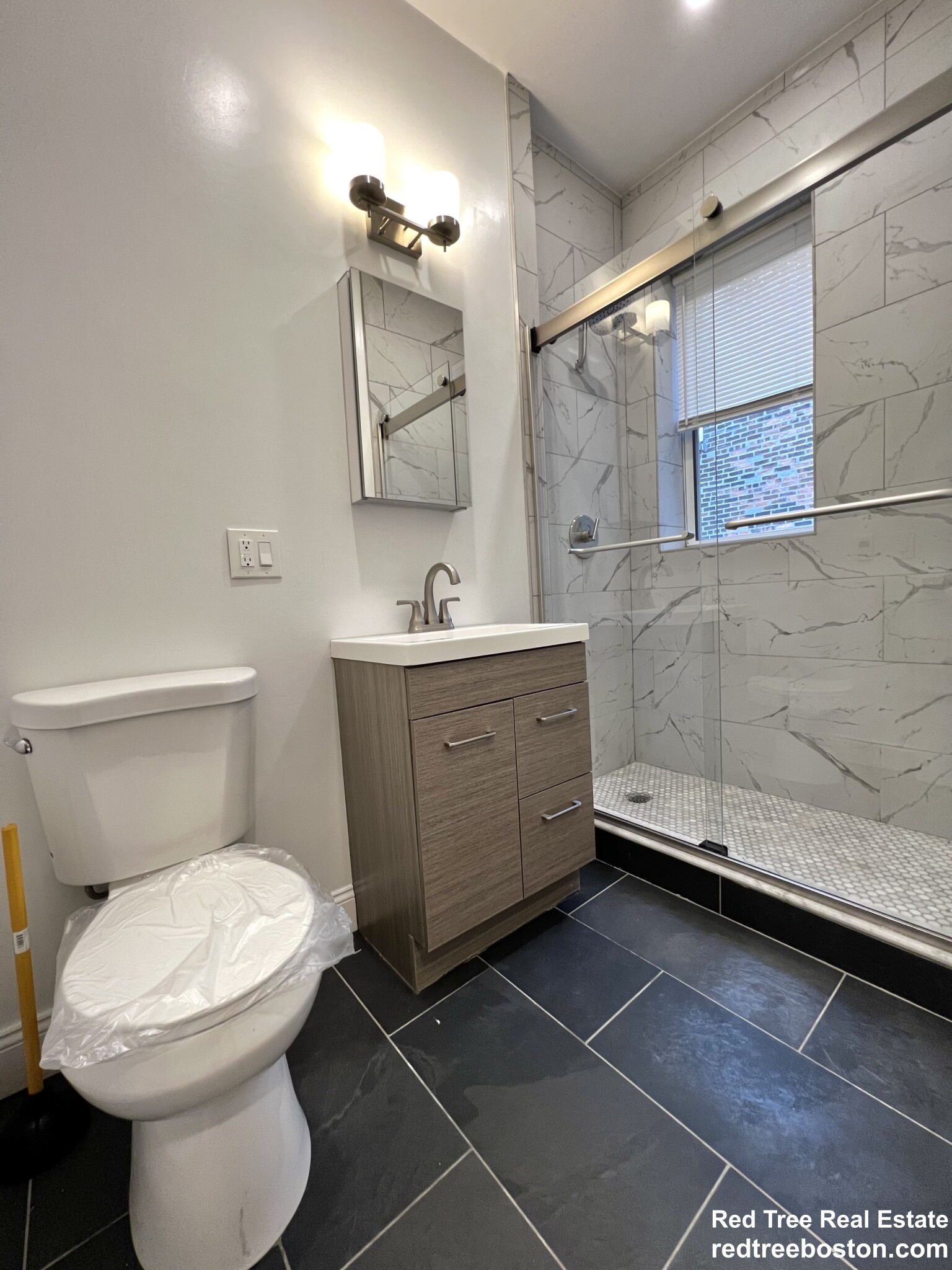 40 Queensberry St, Fenway