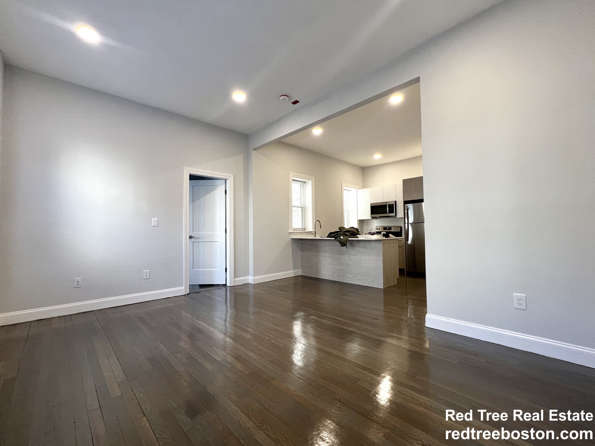 106 Queensberry St, Fenway