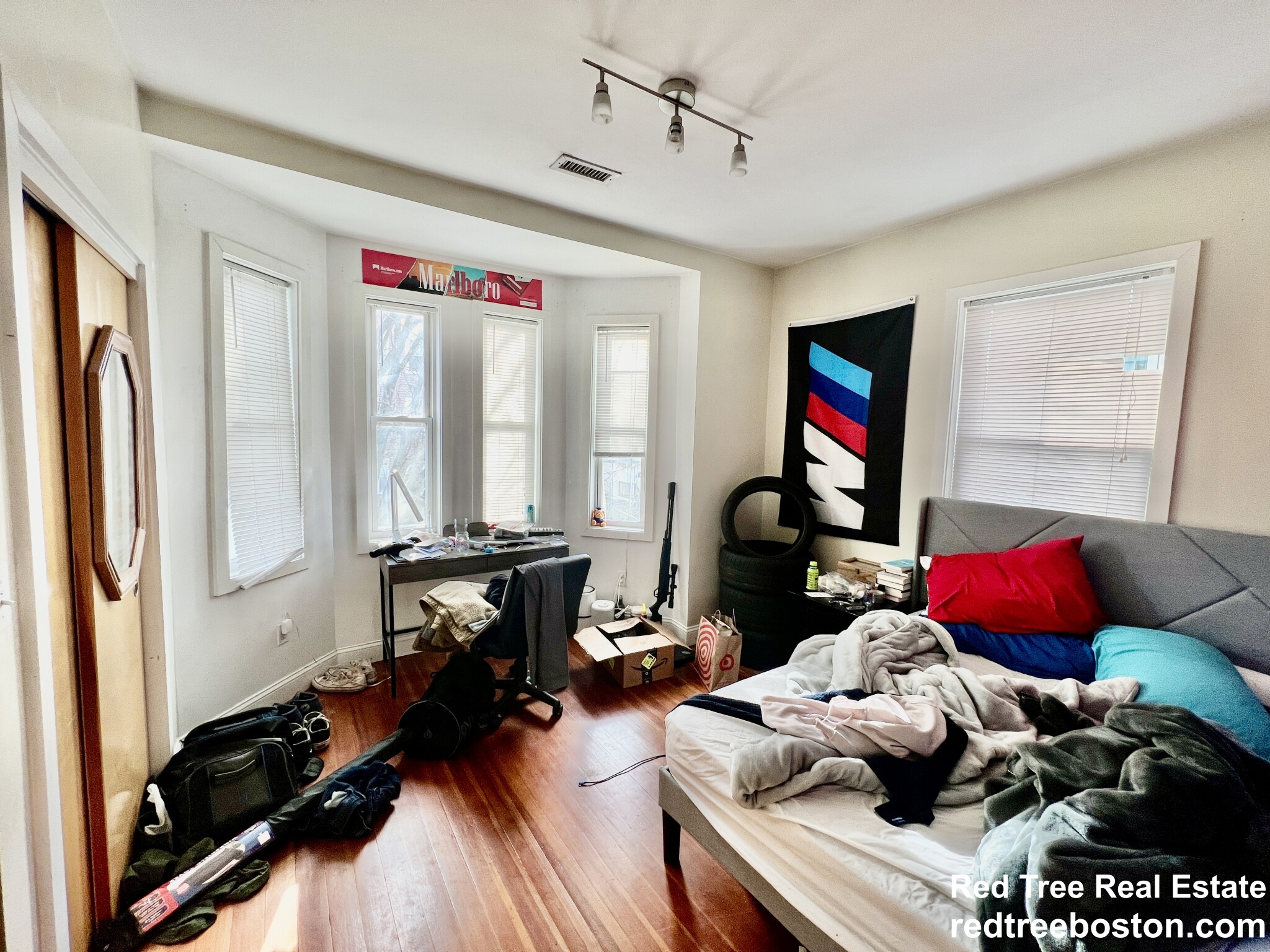 24 Ashford St, Allston