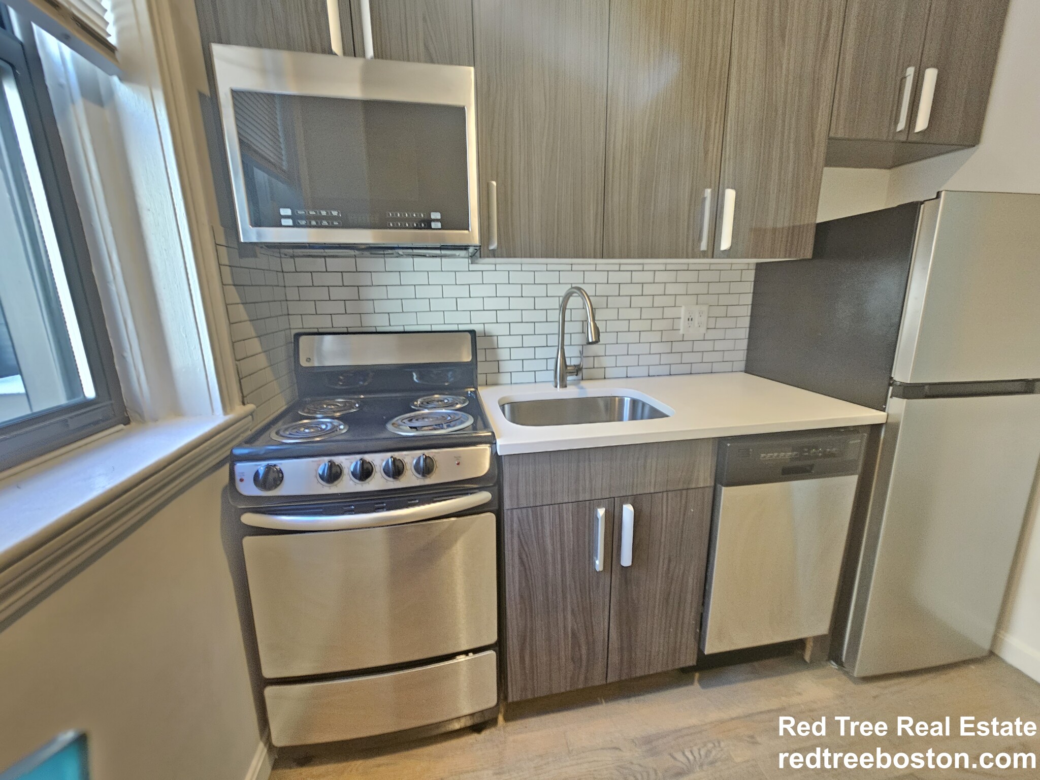 11 Peterborough St, Fenway