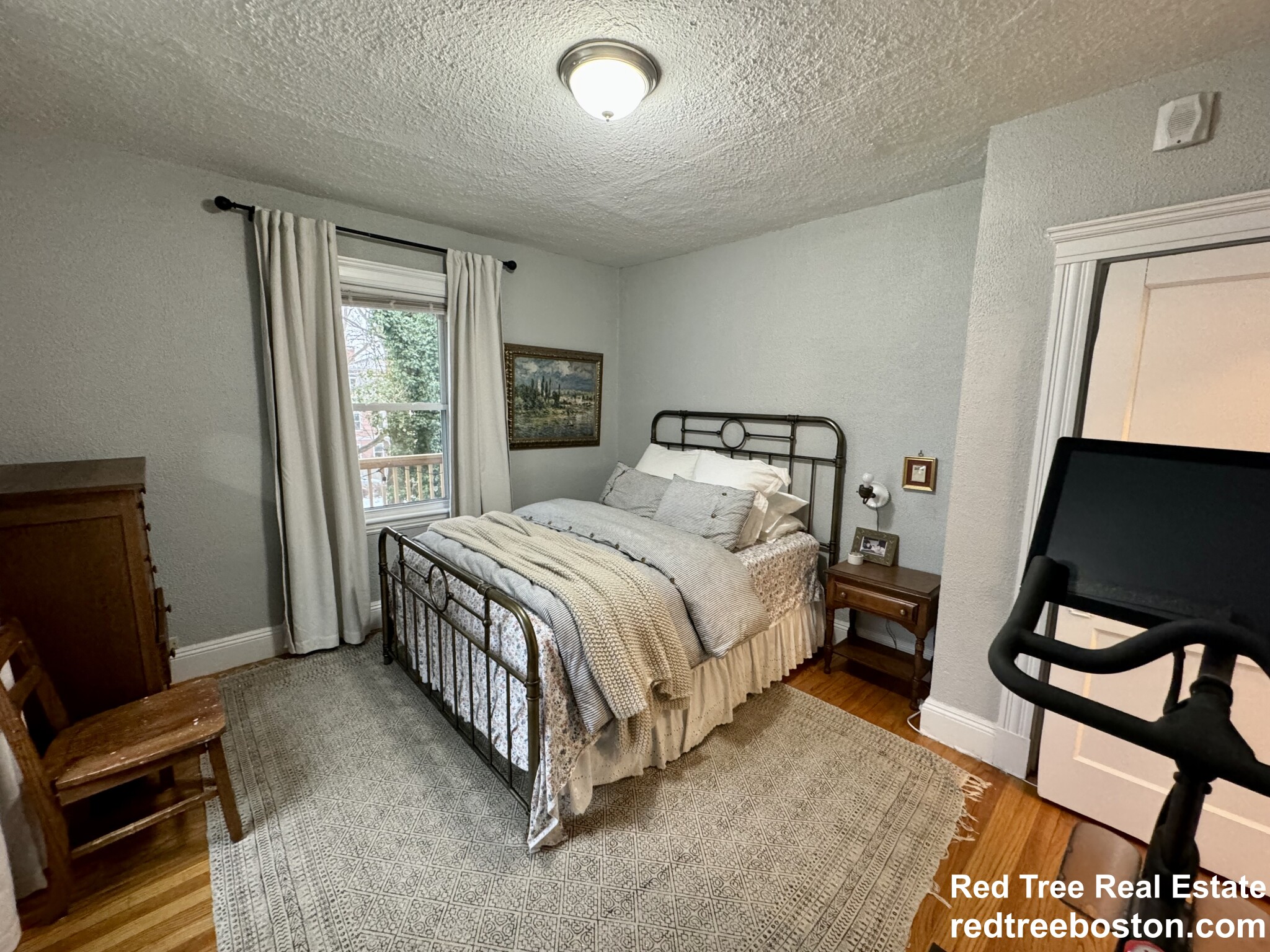 24 Saint Peter St, Jamaica Plain