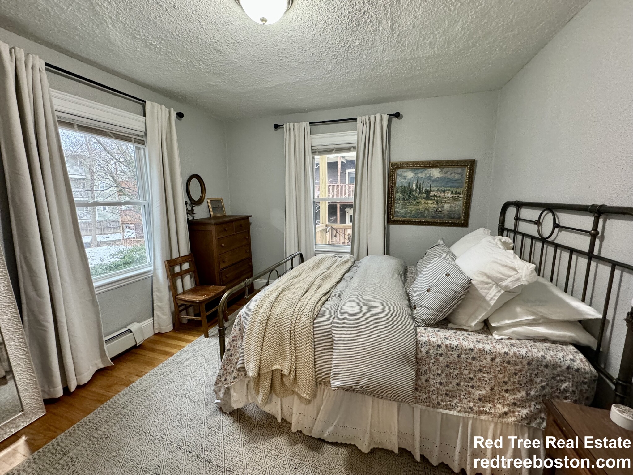 24 Saint Peter St, Jamaica Plain