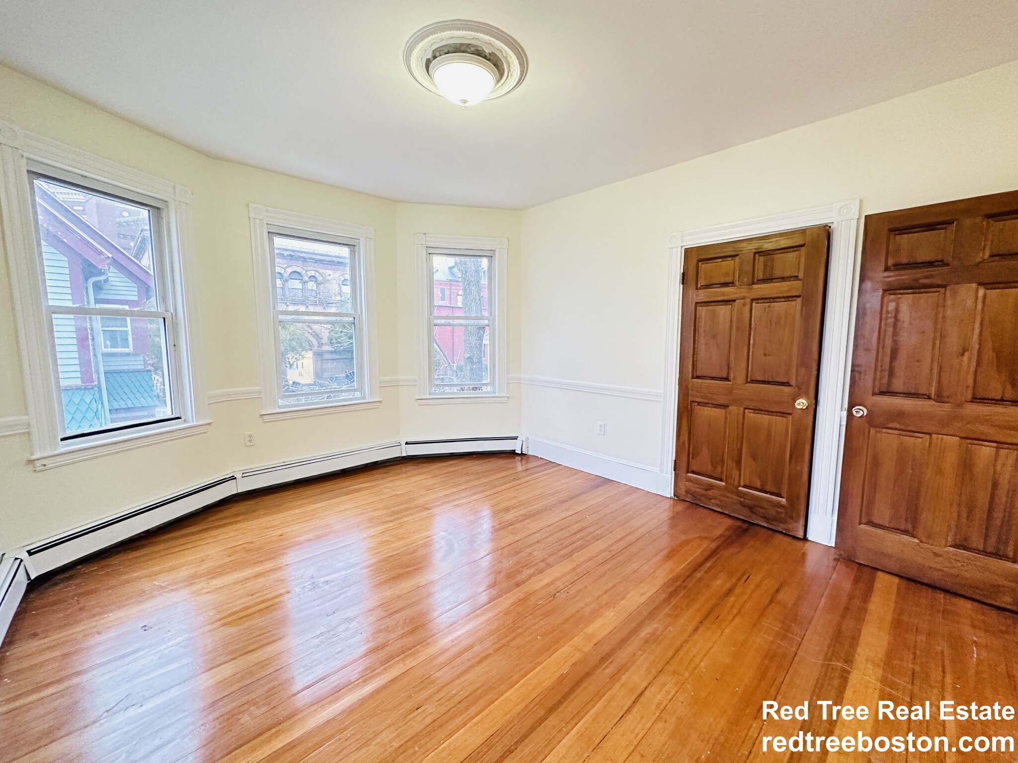 47R Creighton St, Jamaica Plain
