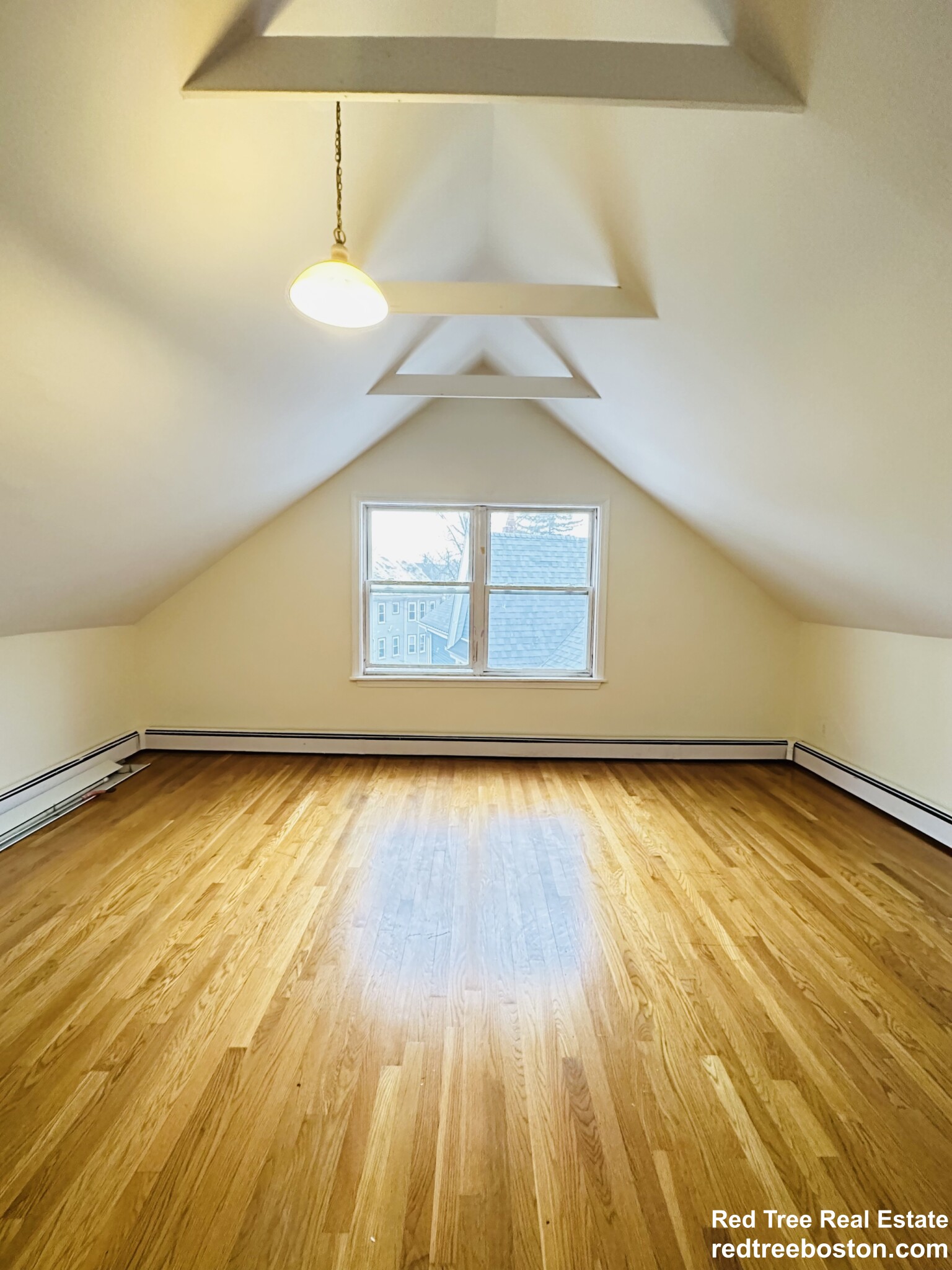 47R Creighton St, Jamaica Plain