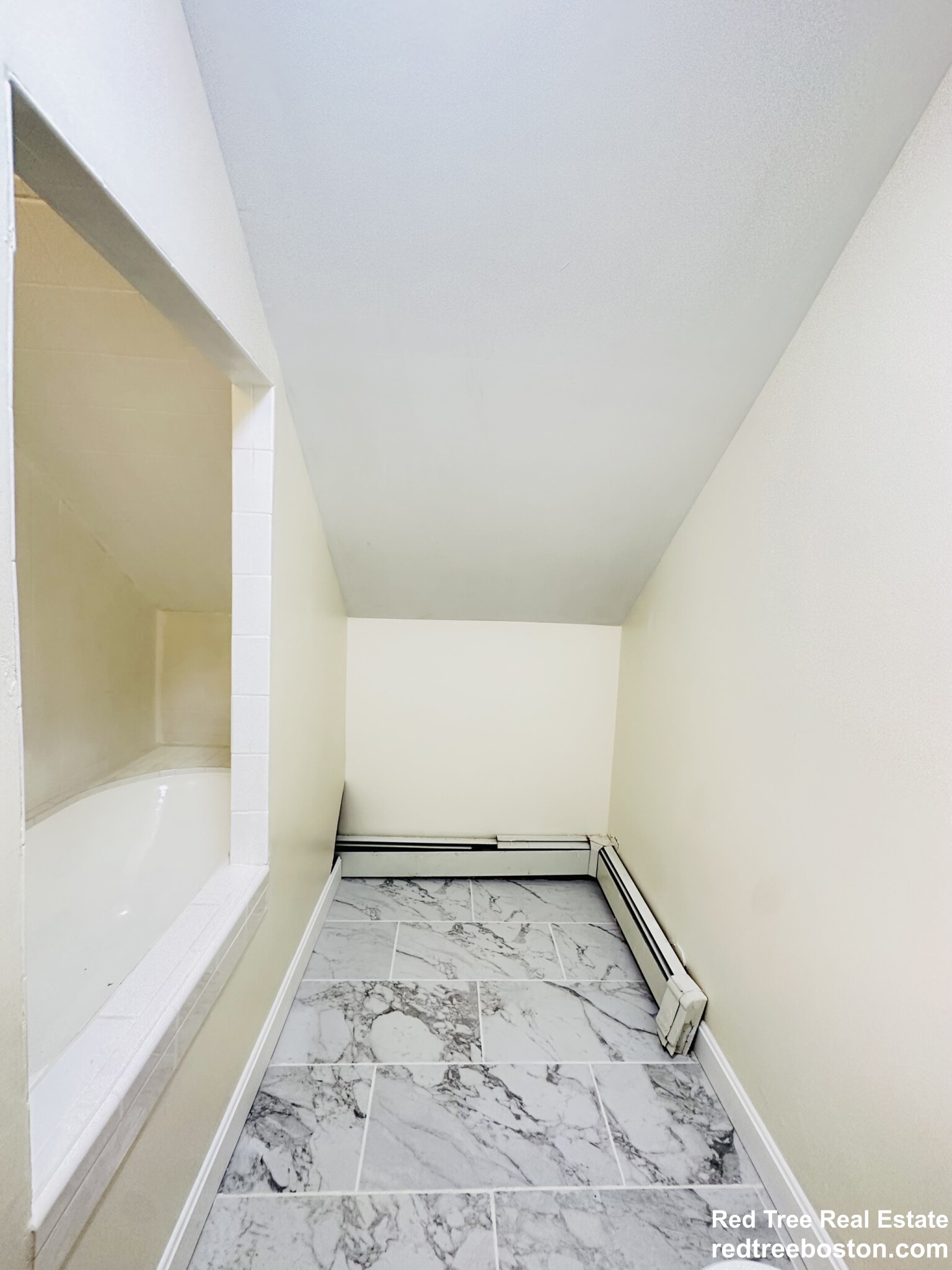 47R Creighton St, Jamaica Plain