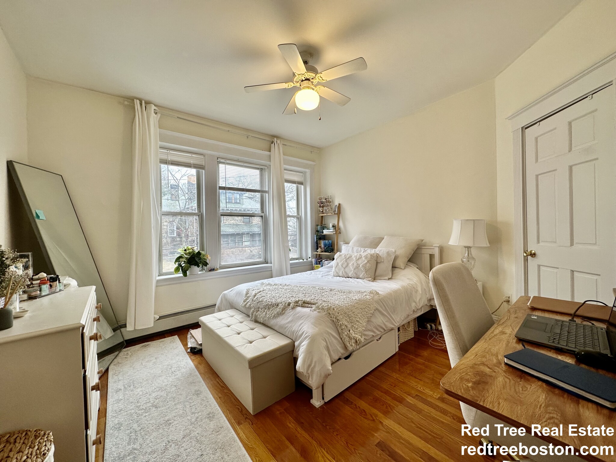 56 Cummings Rd, Brighton