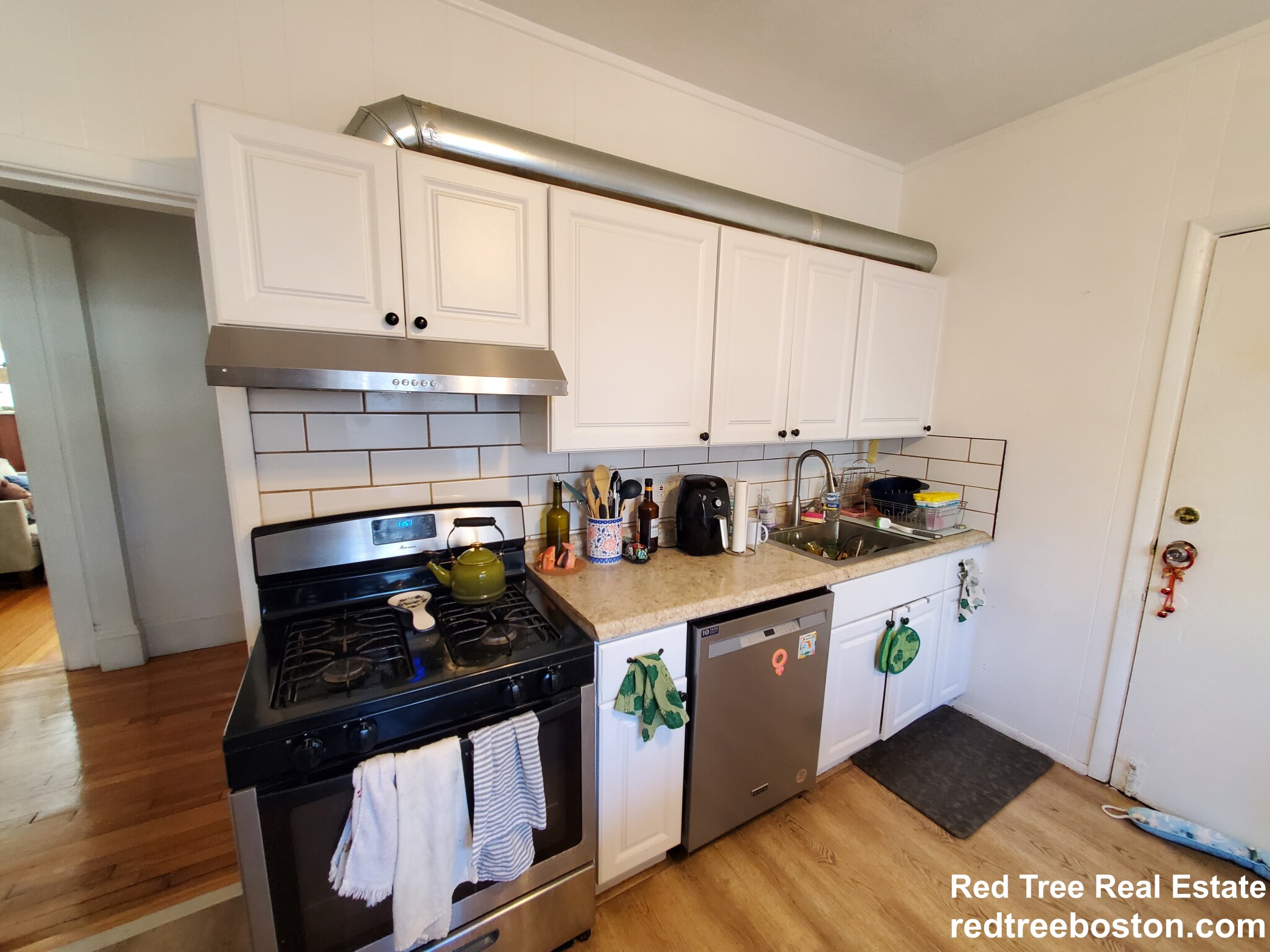 44 Hooker St, Allston