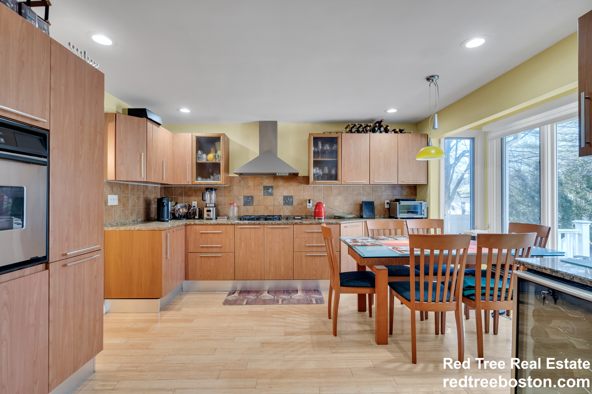 829 Chestnut St, Waban