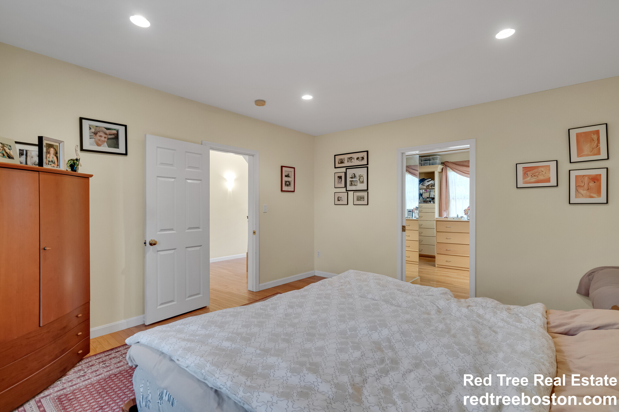 829 Chestnut St, Waban