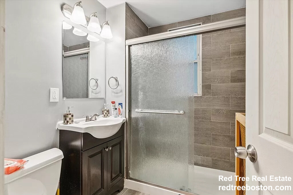 24 Weld Hill St, Jamaica Plain