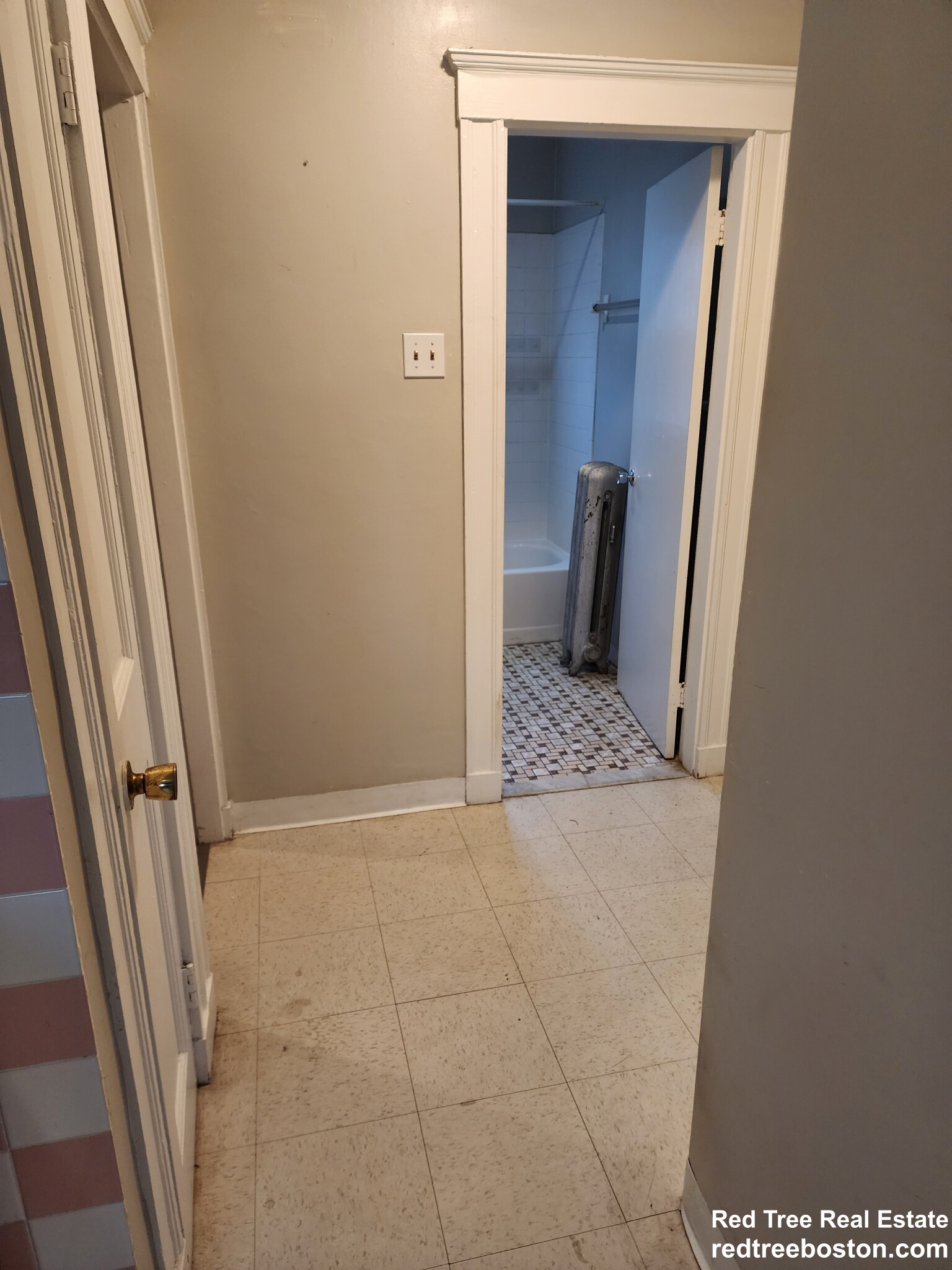 8 Woodside Ave, Jamaica Plain