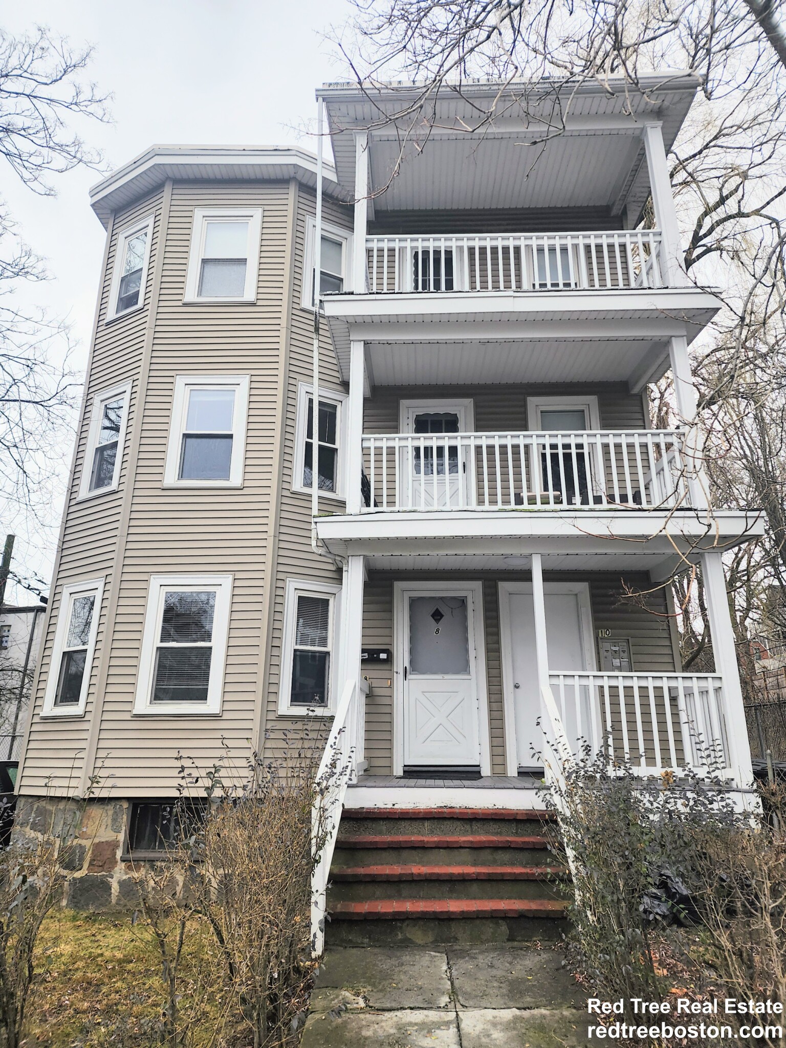 8 Woodside Ave, Jamaica Plain