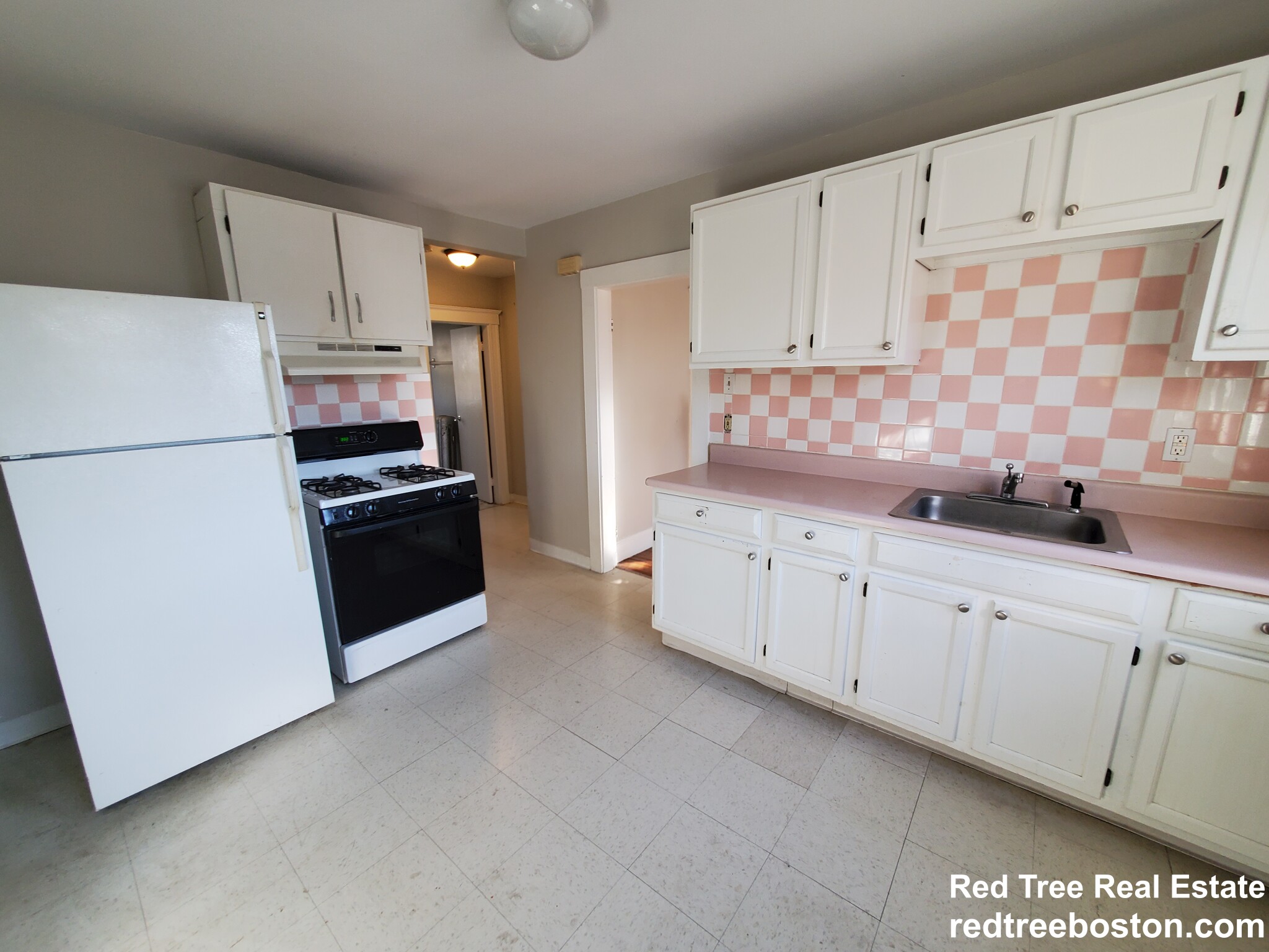 8 Woodside Ave, Jamaica Plain