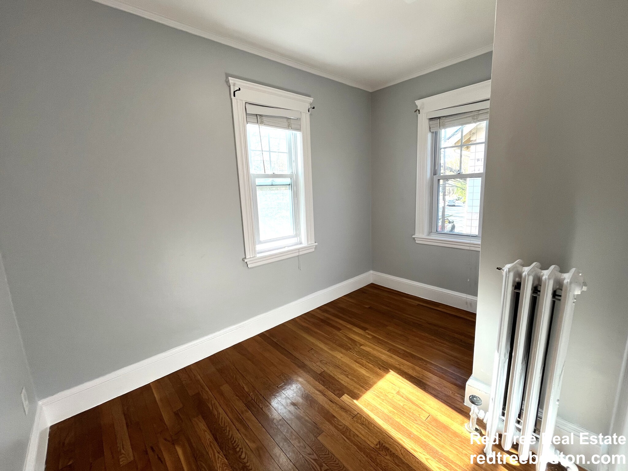 130 Grove St, West Roxbury