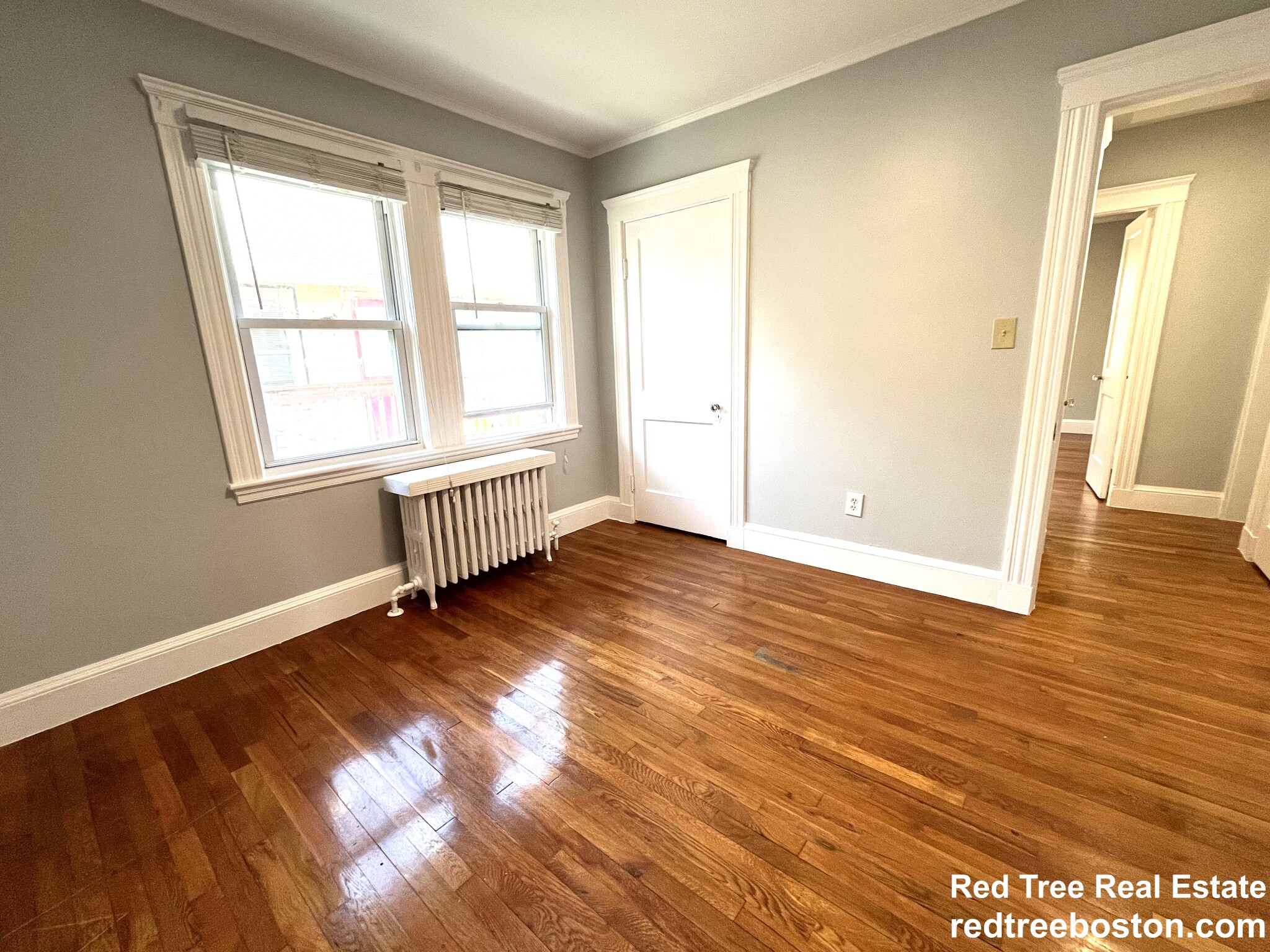 130 Grove St, West Roxbury